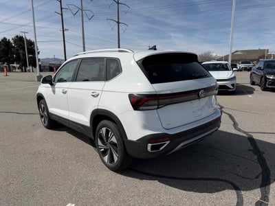 2026 Volkswagen Taos SE