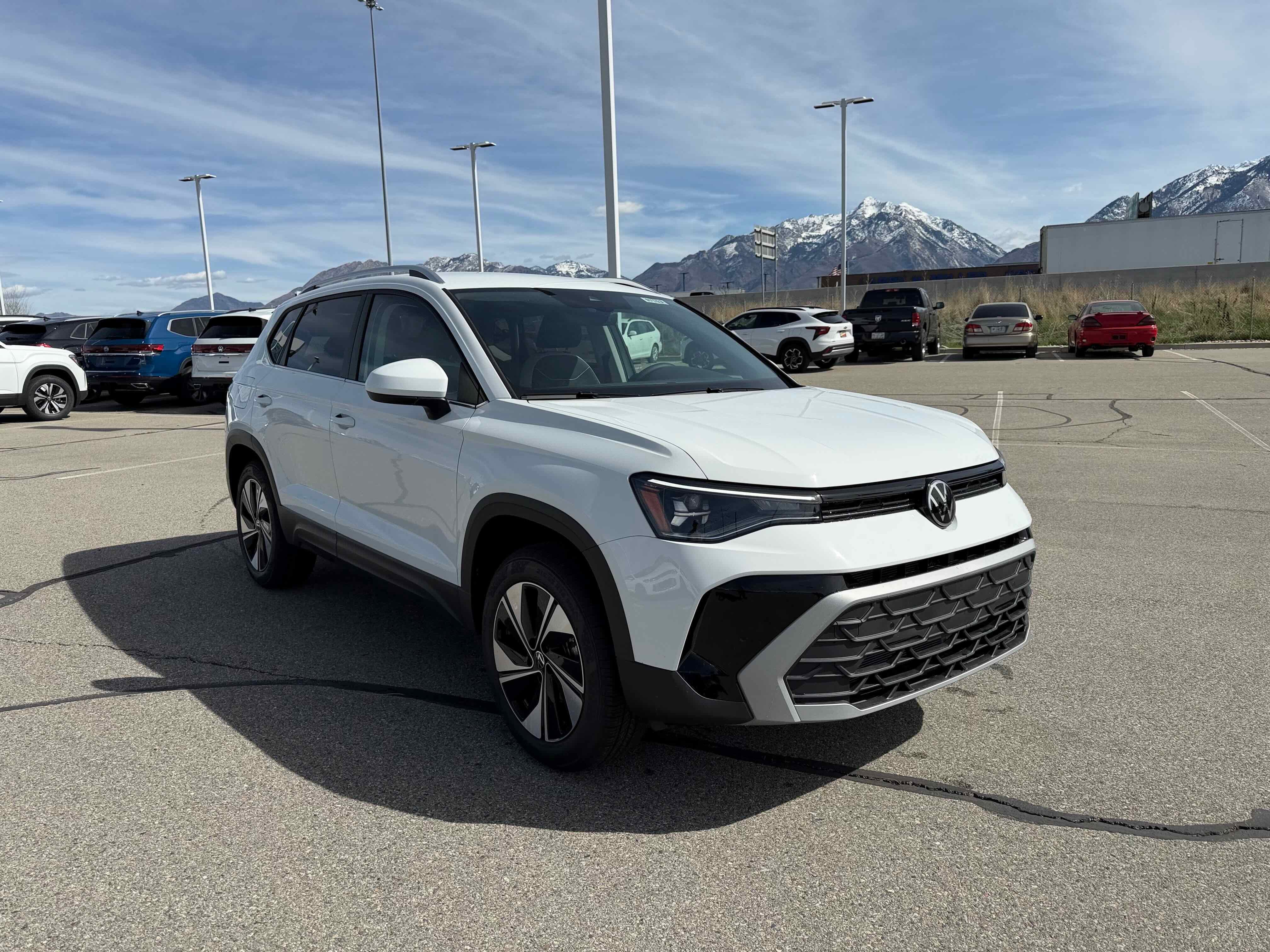 2026 Volkswagen Taos SE