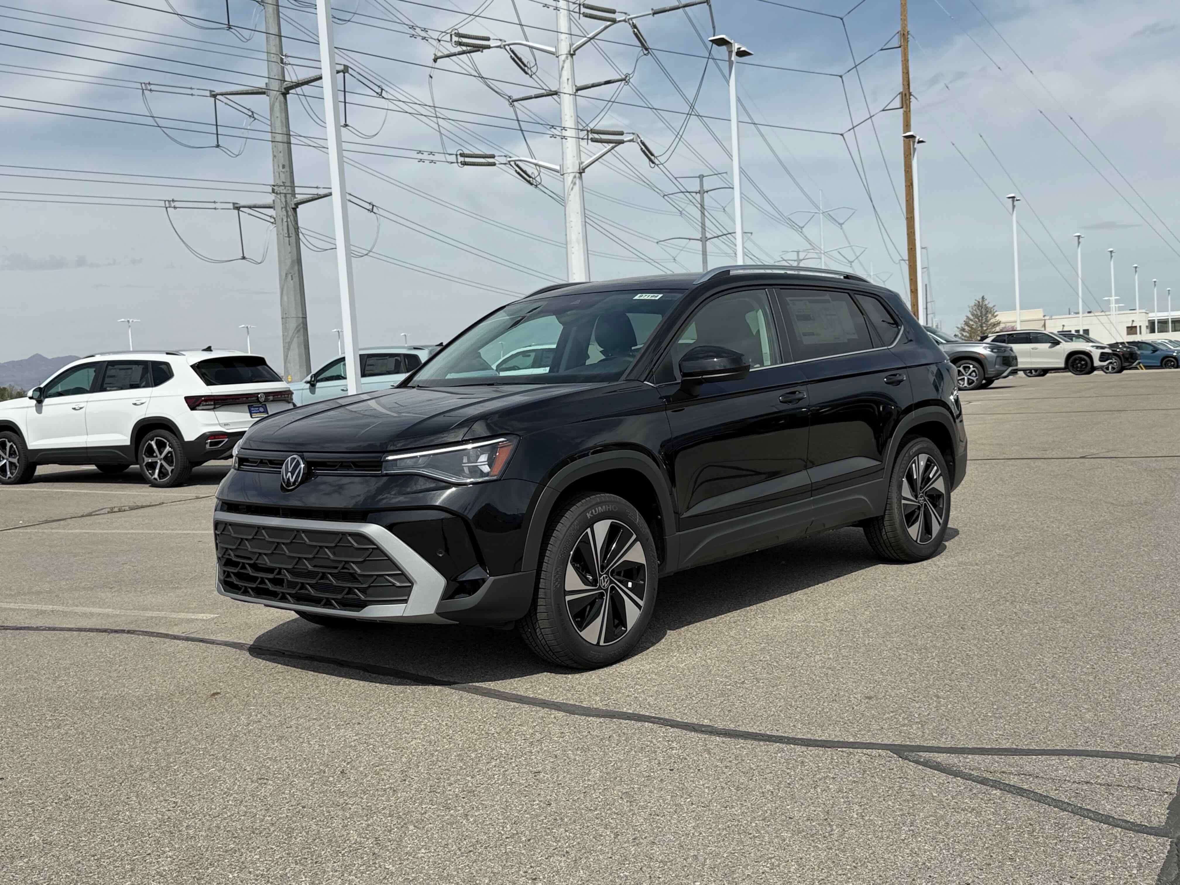 2026 Volkswagen Taos SE