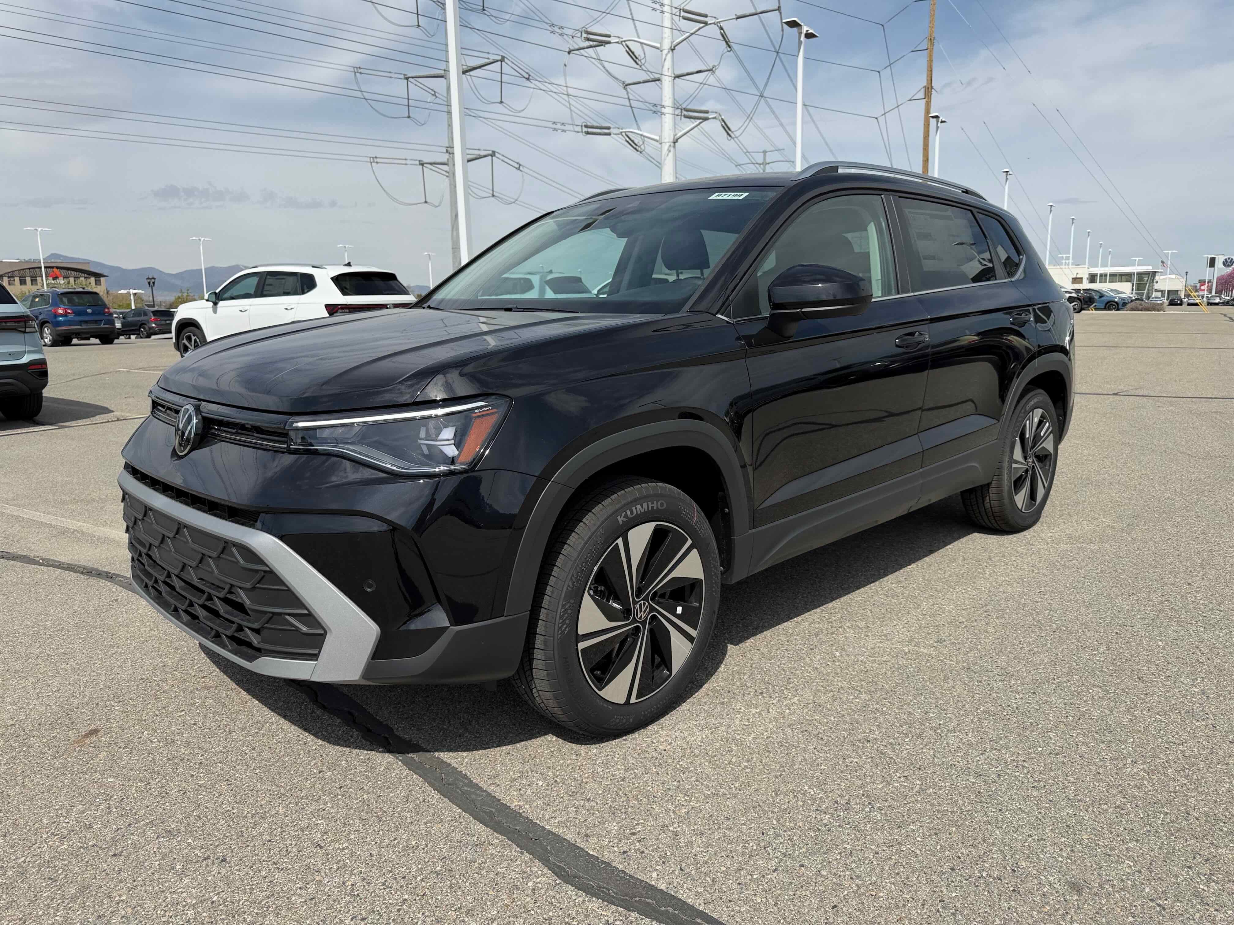 2026 Volkswagen Taos SE