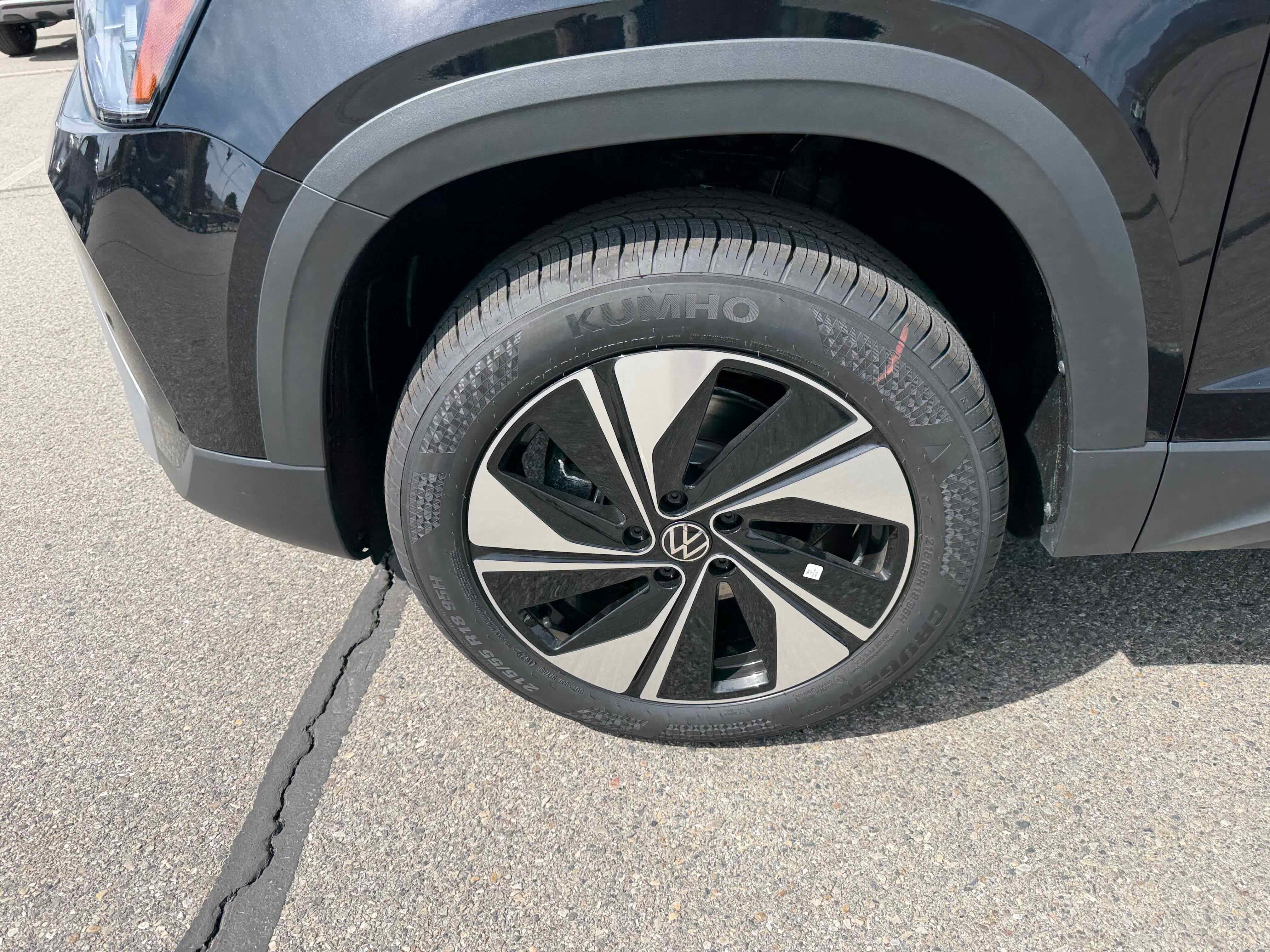 2026 Volkswagen Taos SE