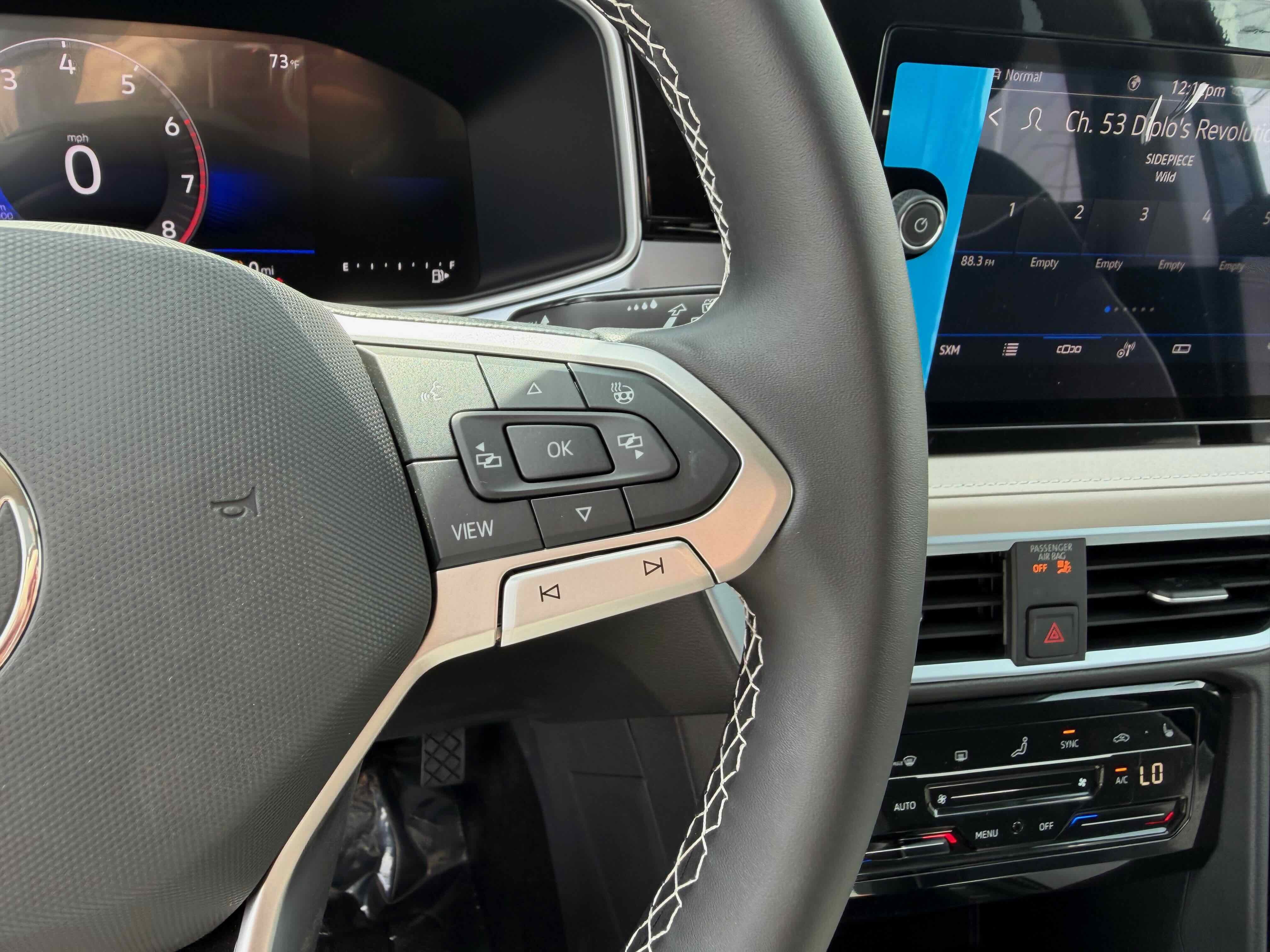 2026 Volkswagen Taos SE