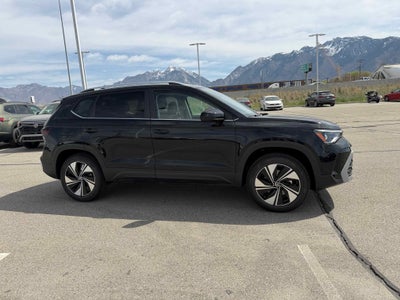 2026 Volkswagen Taos SE