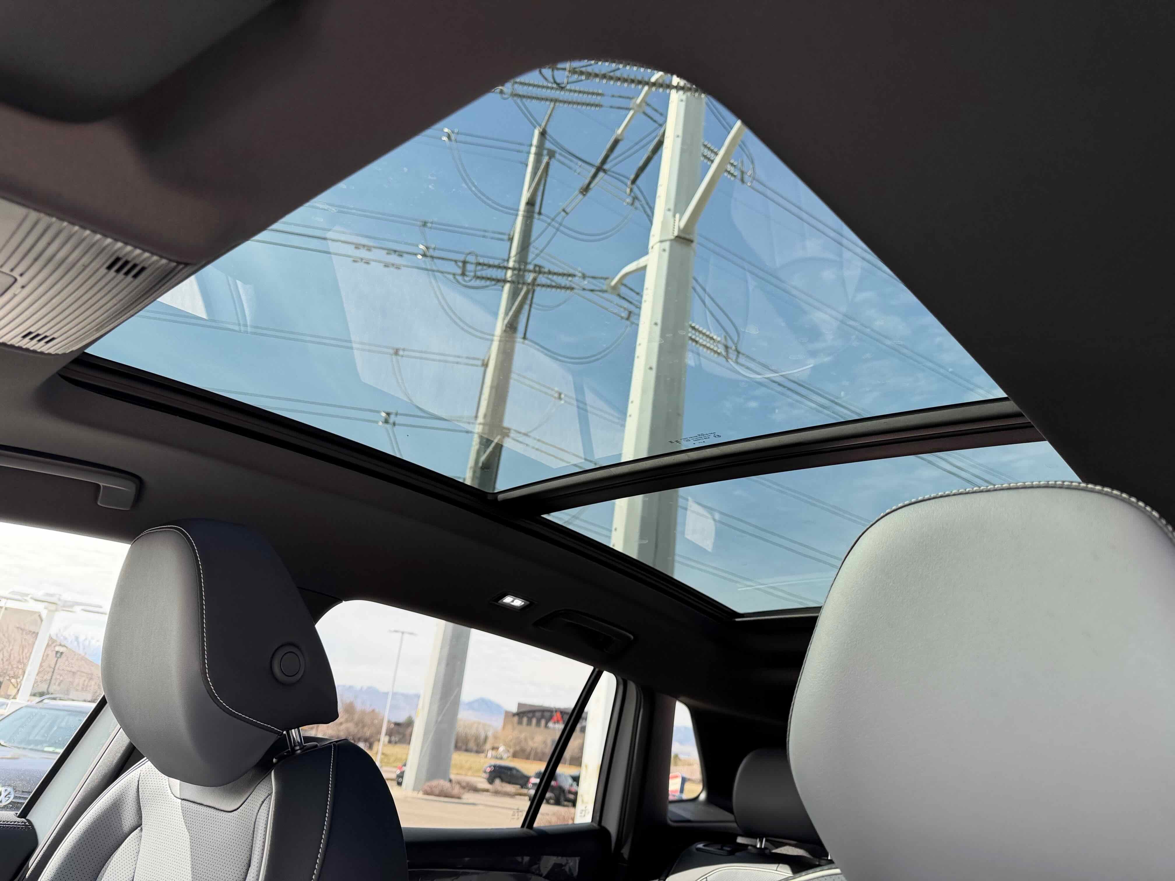 2026 Volkswagen Tiguan SEL R-Line Turbo