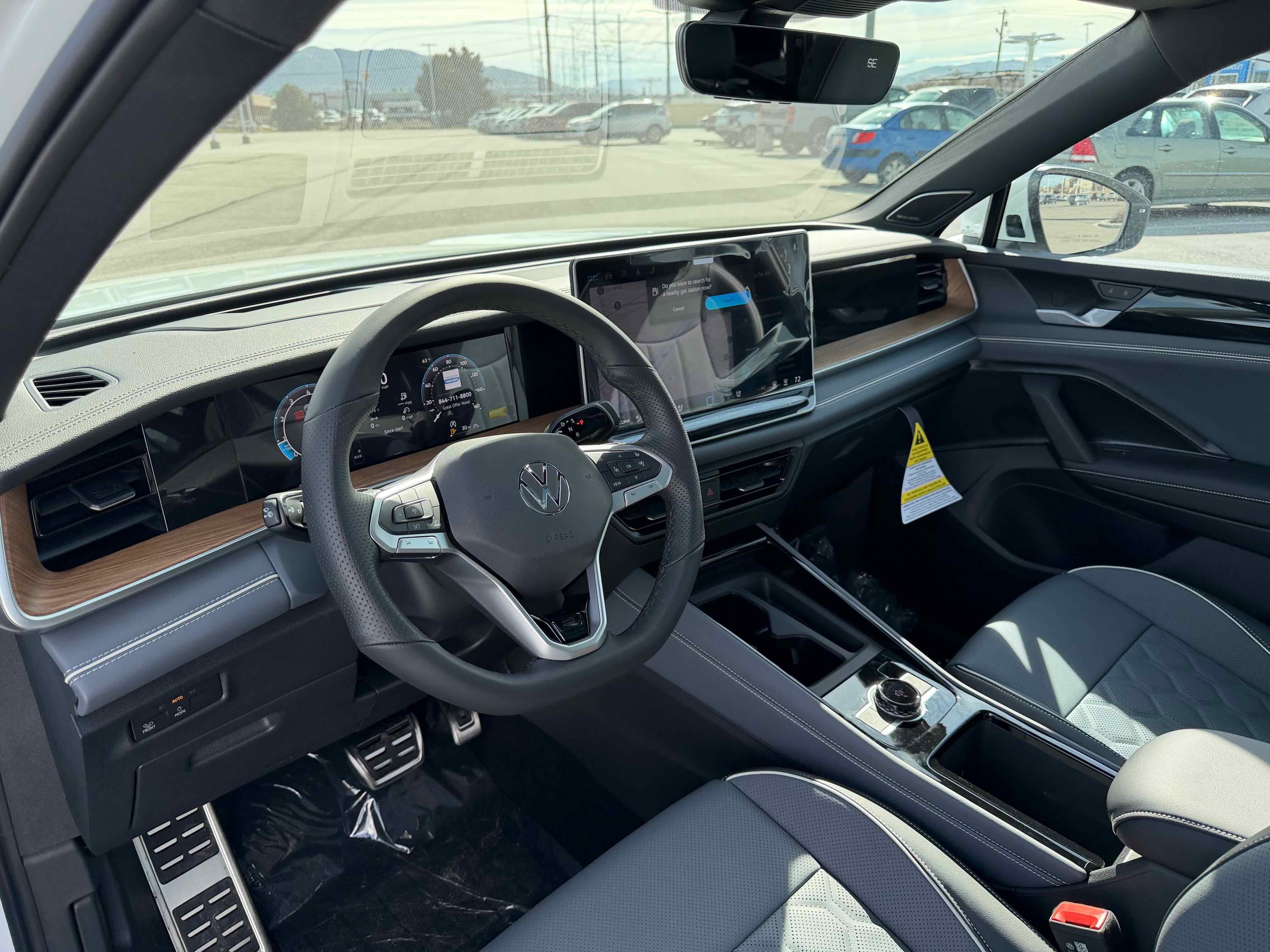 2026 Volkswagen Tiguan SEL R-Line Turbo