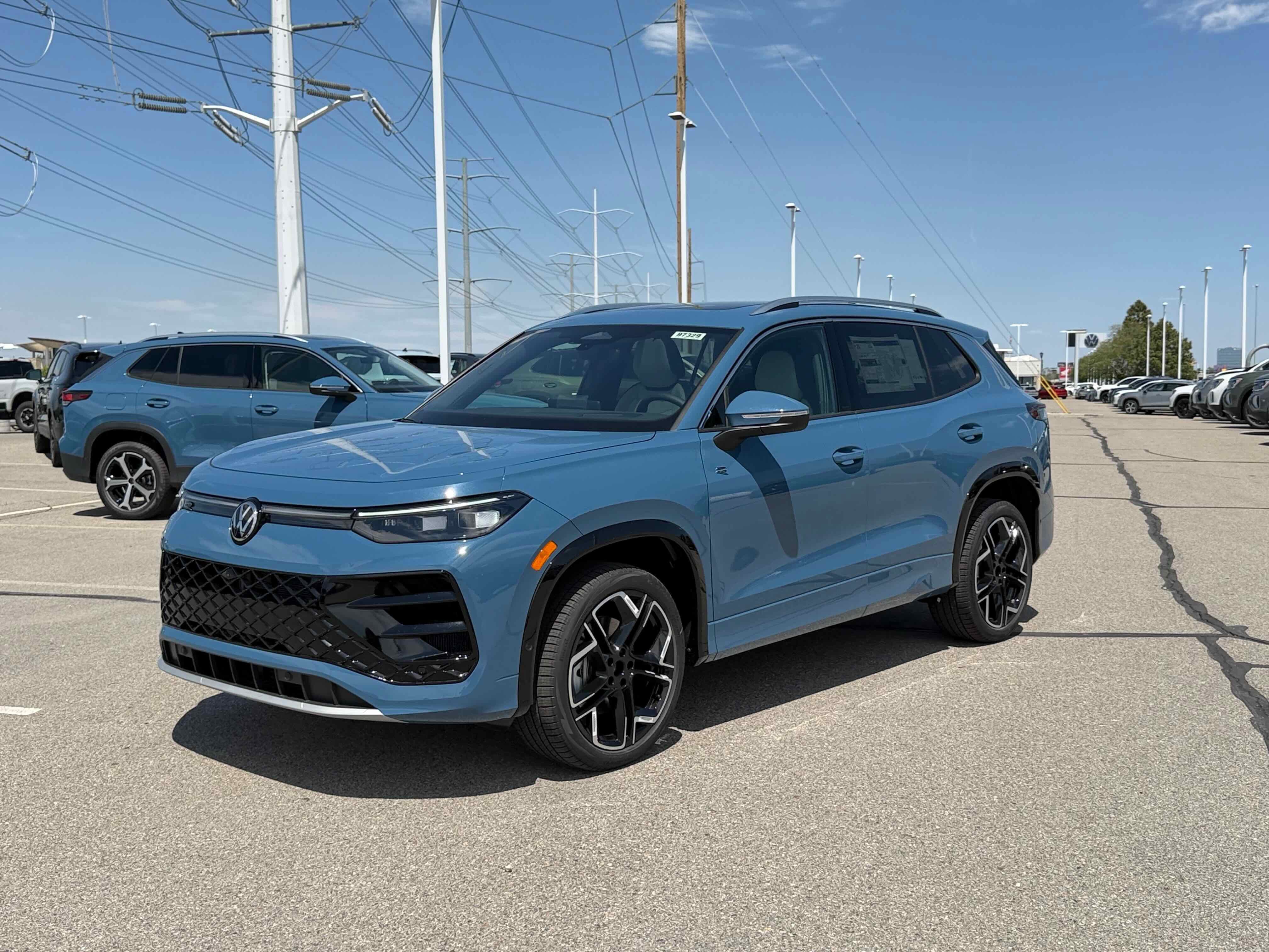 2026 Volkswagen Tiguan SEL R-Line Turbo