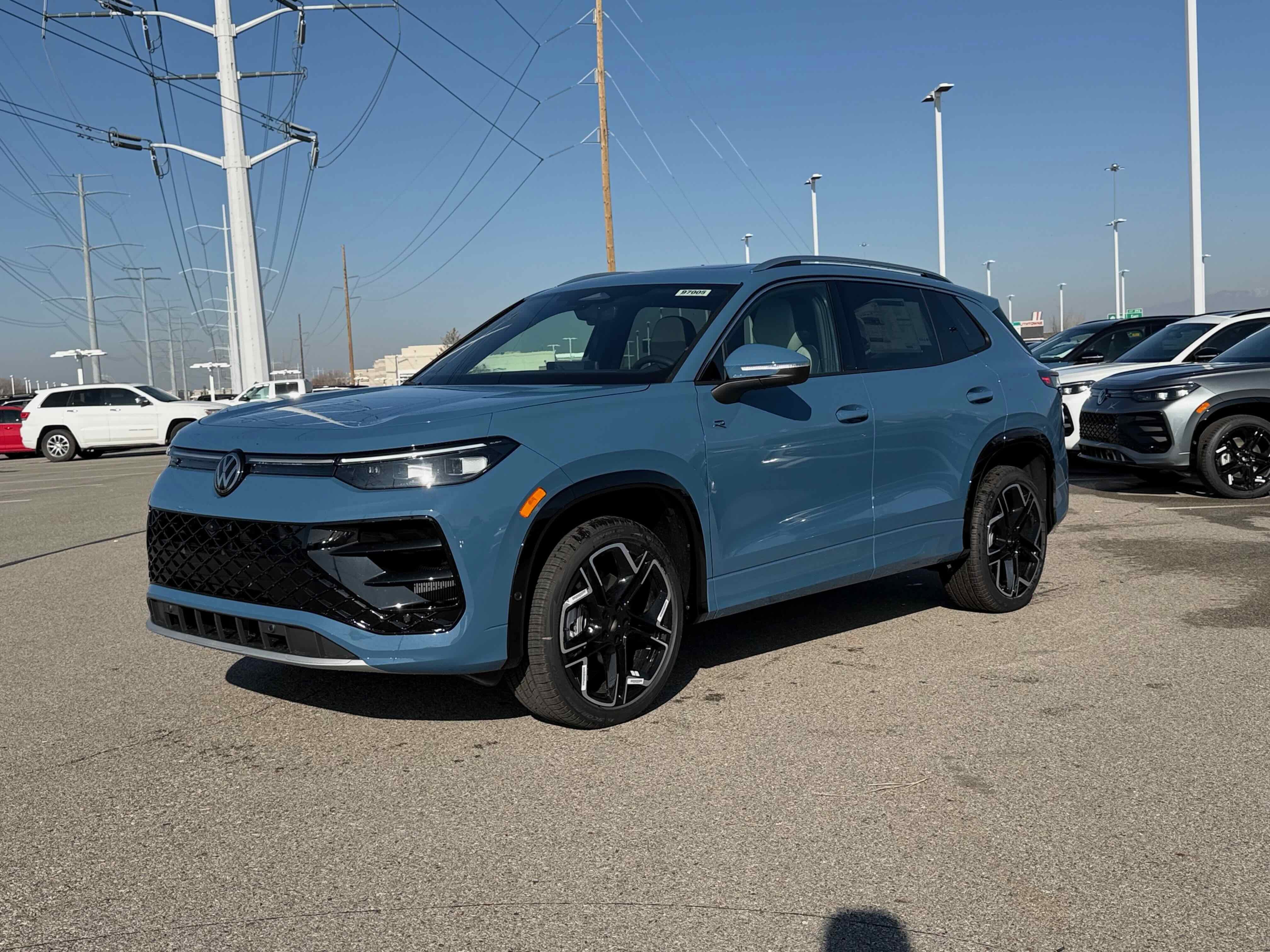 2026 Volkswagen Tiguan SEL R-Line Turbo