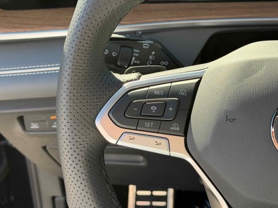 2026 Volkswagen Tiguan SEL R-Line Turbo