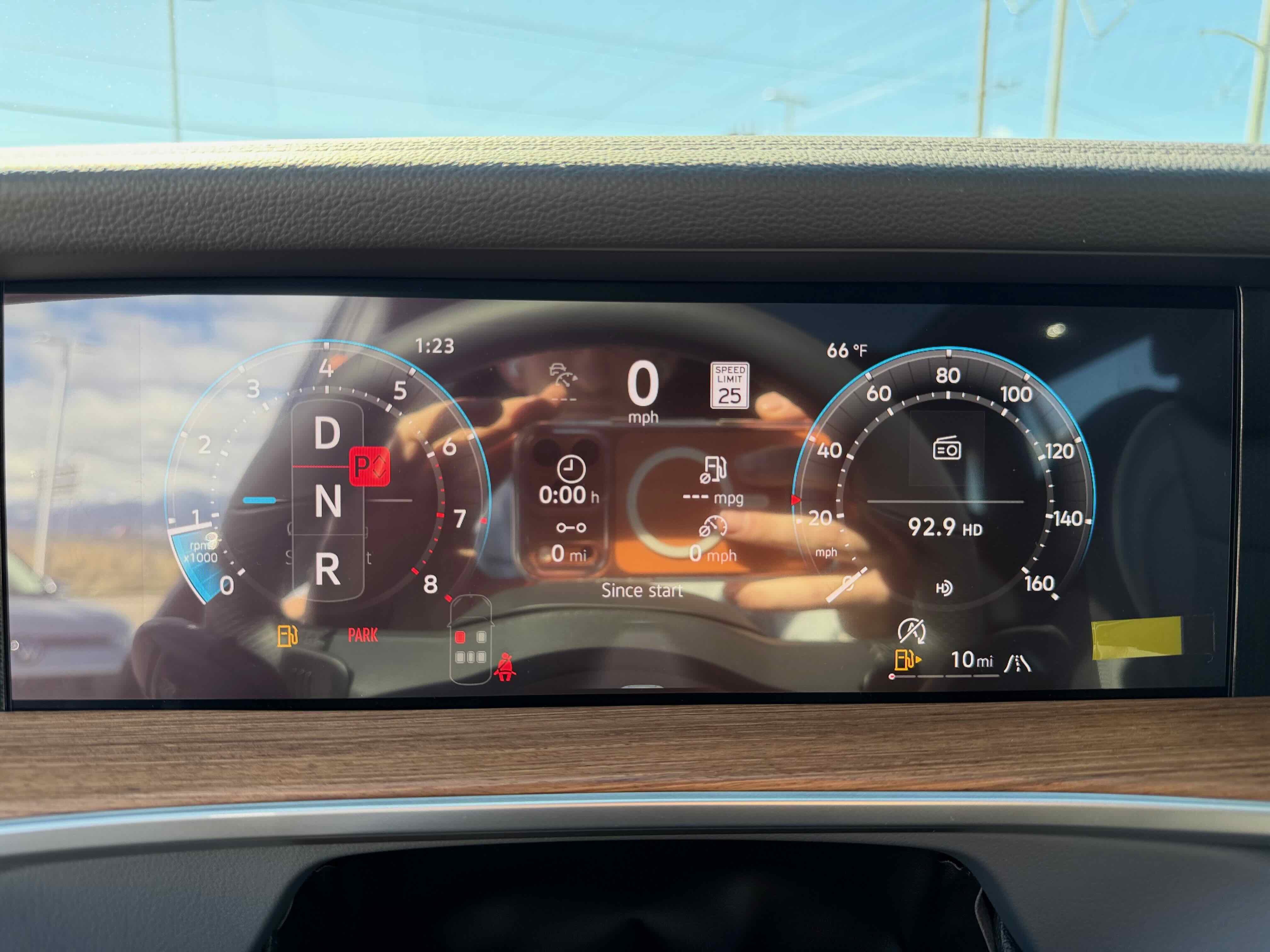 2026 Volkswagen Tiguan SEL R-Line Turbo