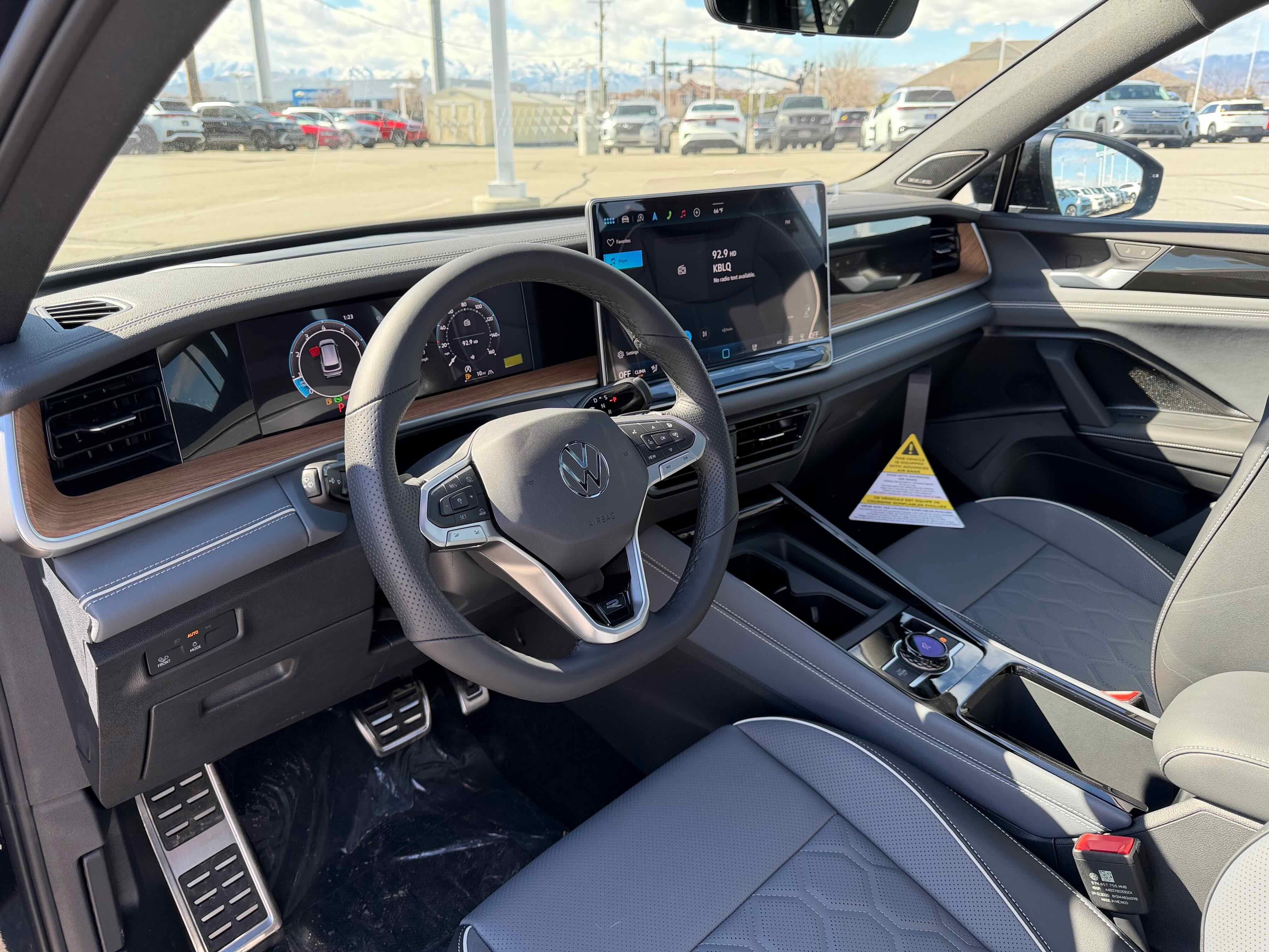 2026 Volkswagen Tiguan SEL R-Line Turbo