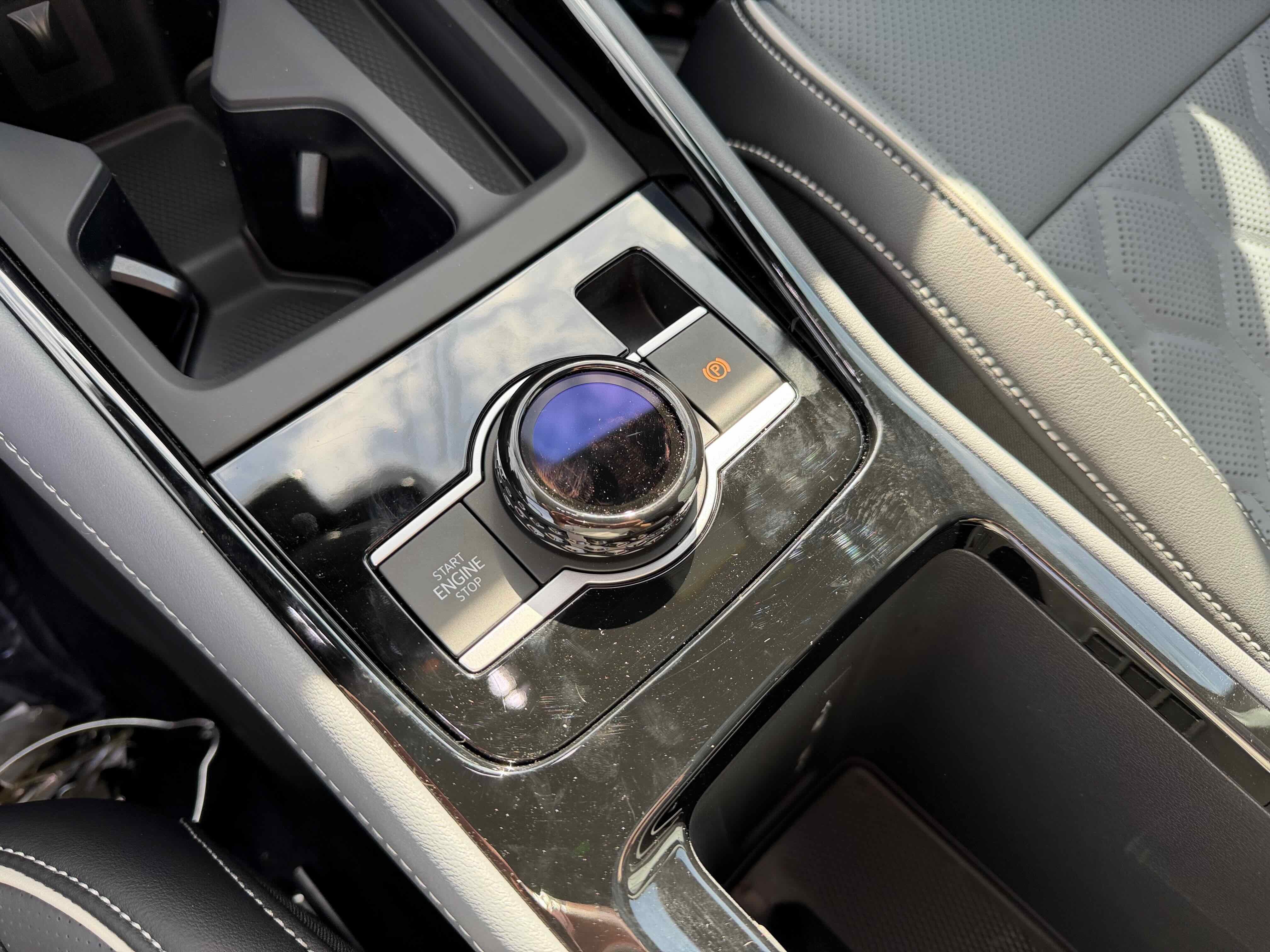 2026 Volkswagen Tiguan SEL R-Line Turbo