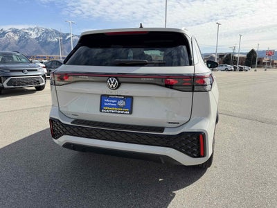 2026 Volkswagen Tiguan SEL R-Line Turbo