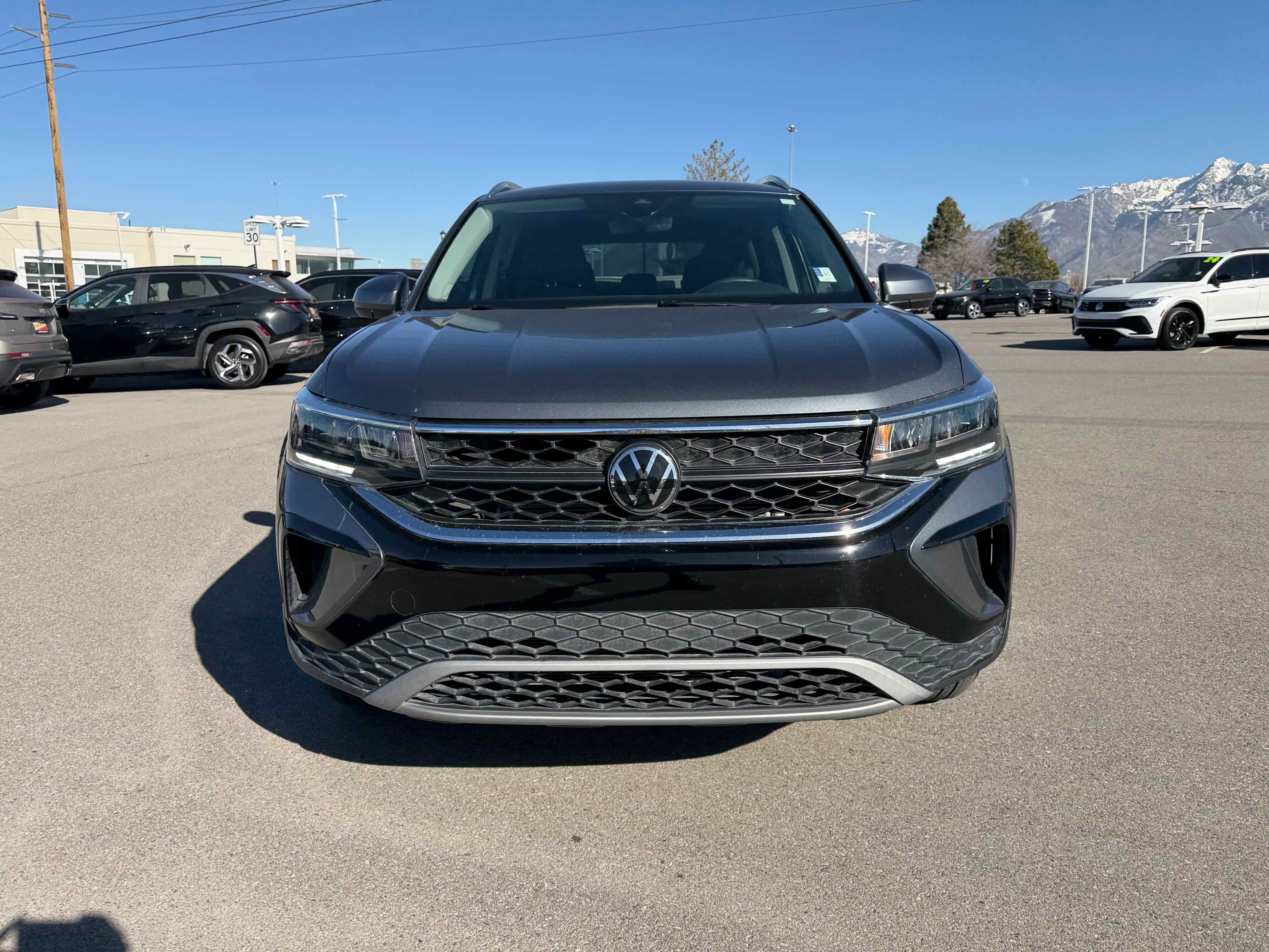 2024 Volkswagen Taos SE