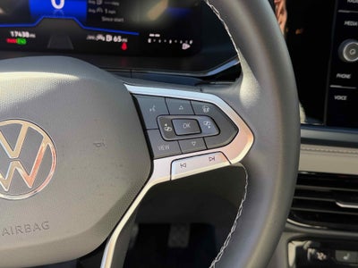 2024 Volkswagen Taos SE