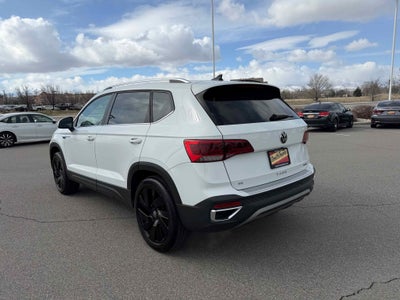 2024 Volkswagen Taos SE