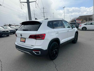 2024 Volkswagen Taos SE