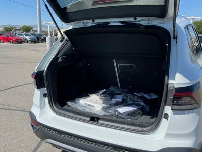 2025 Volkswagen Taos SE