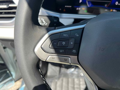 2025 Volkswagen Taos SE