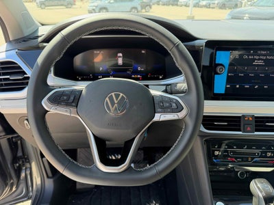 2026 Volkswagen Taos SE