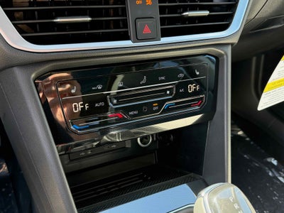 2026 Volkswagen Taos SE
