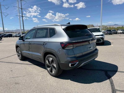 2026 Volkswagen Taos SE