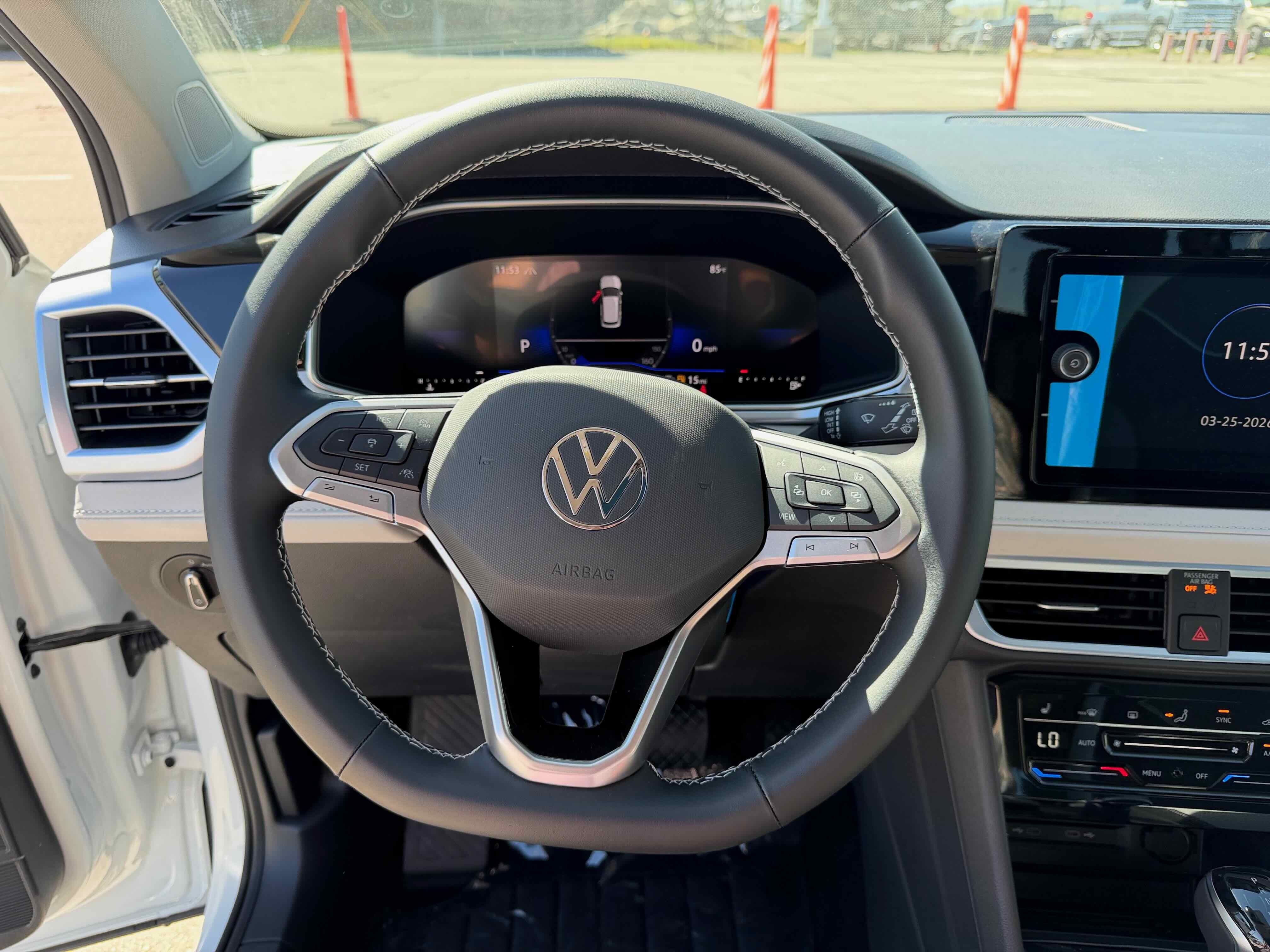 2026 Volkswagen Taos SE
