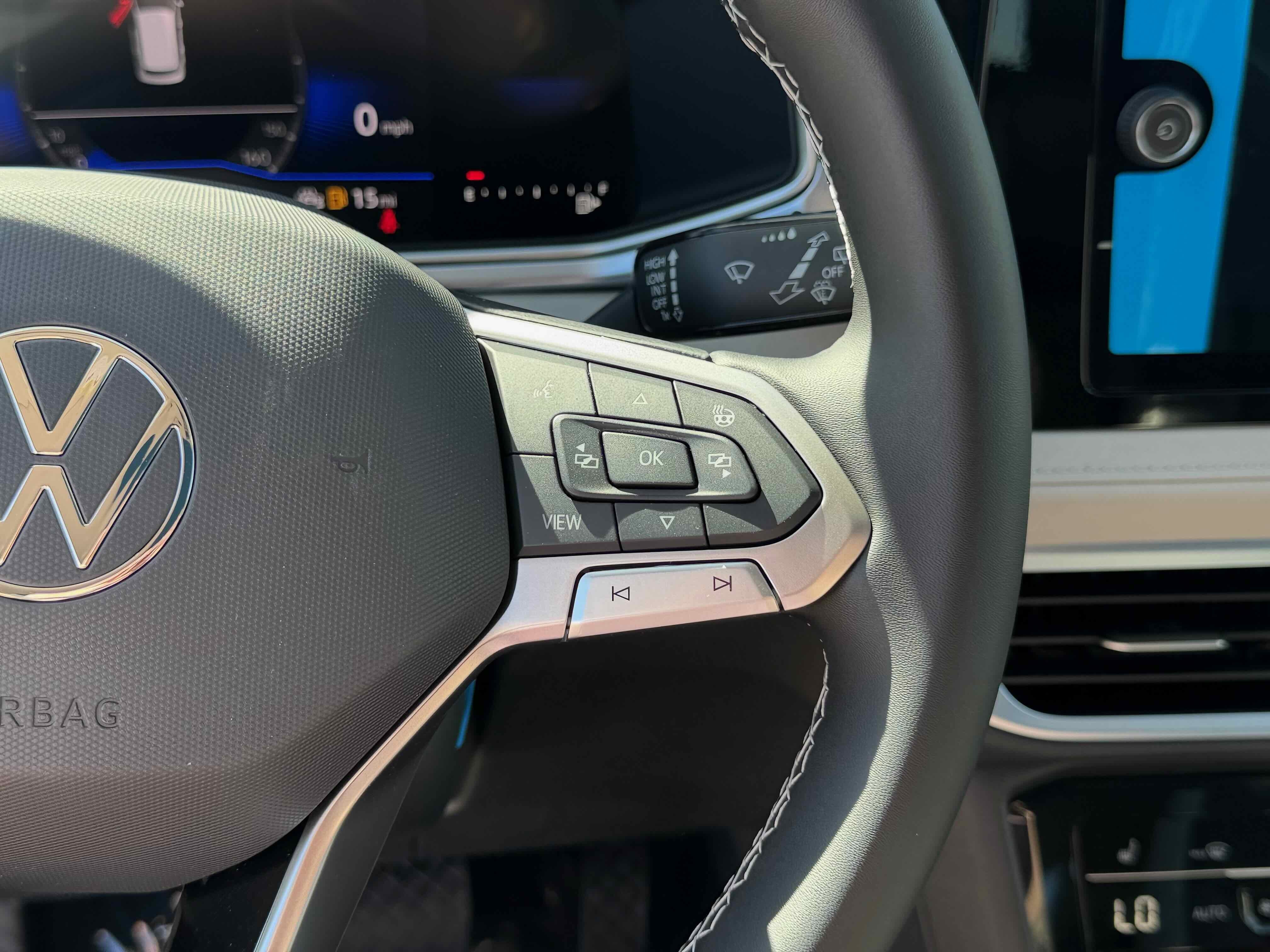 2026 Volkswagen Taos SE