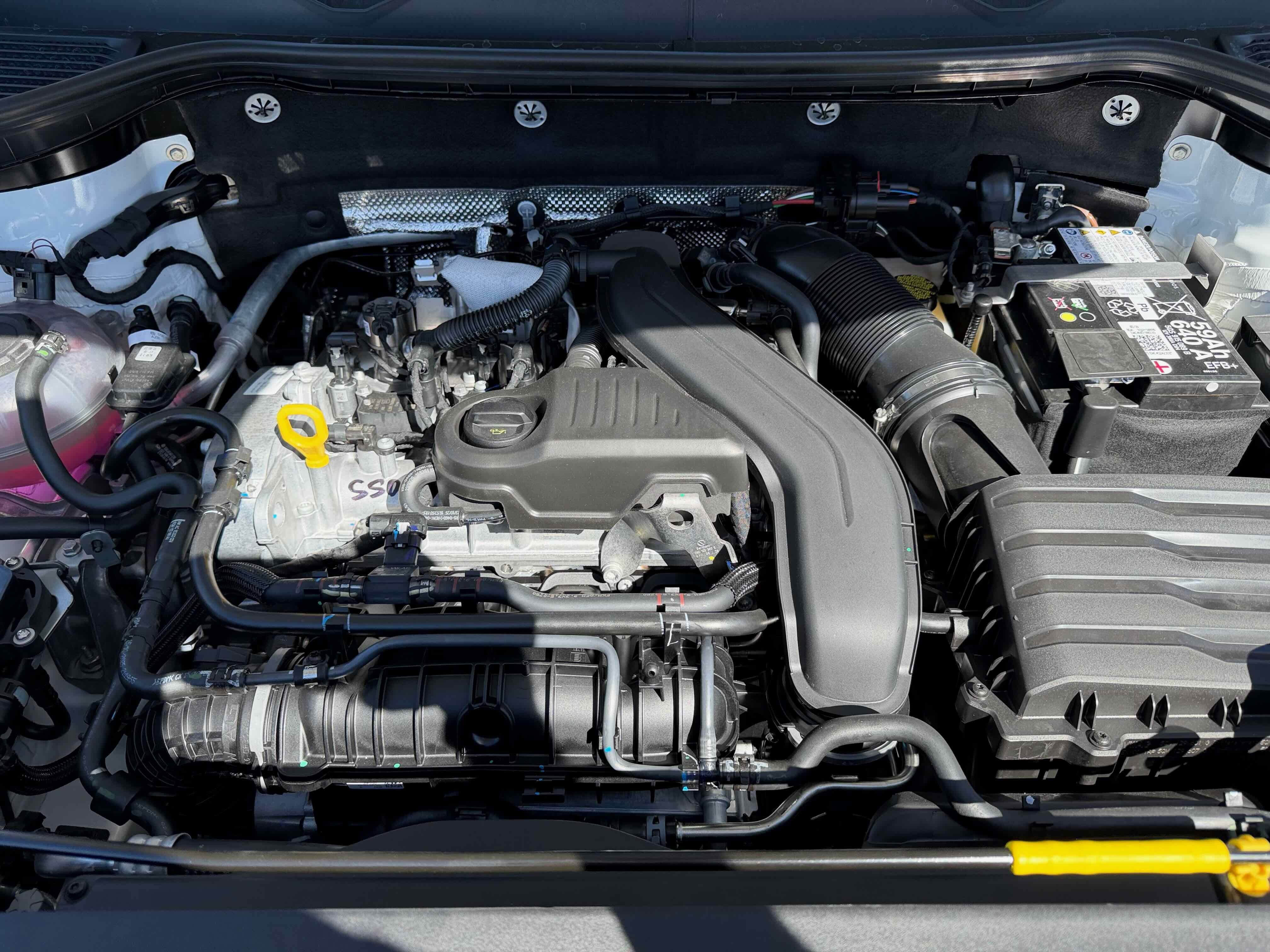 2026 Volkswagen Taos SE