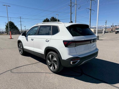 2026 Volkswagen Taos SE