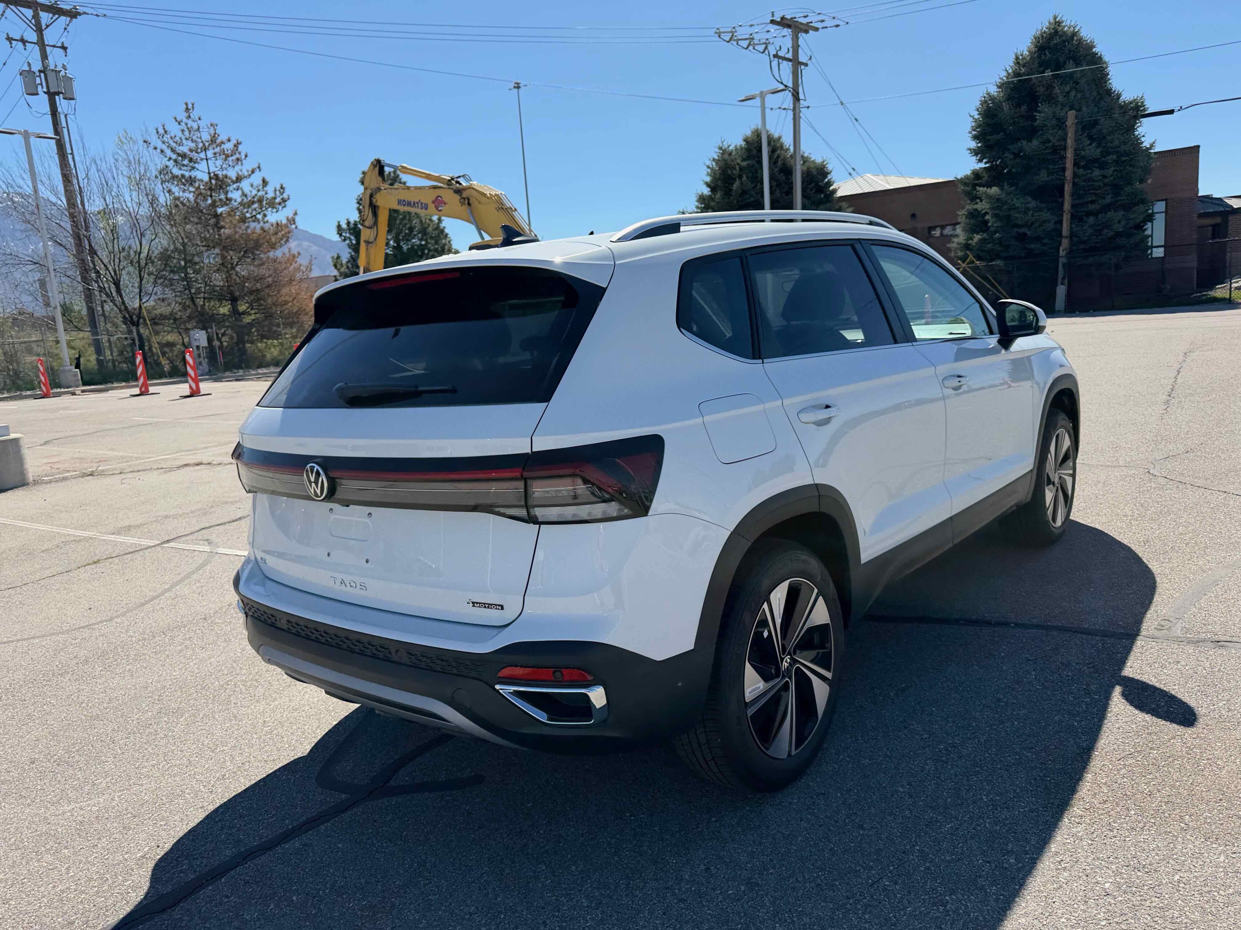 2026 Volkswagen Taos SE