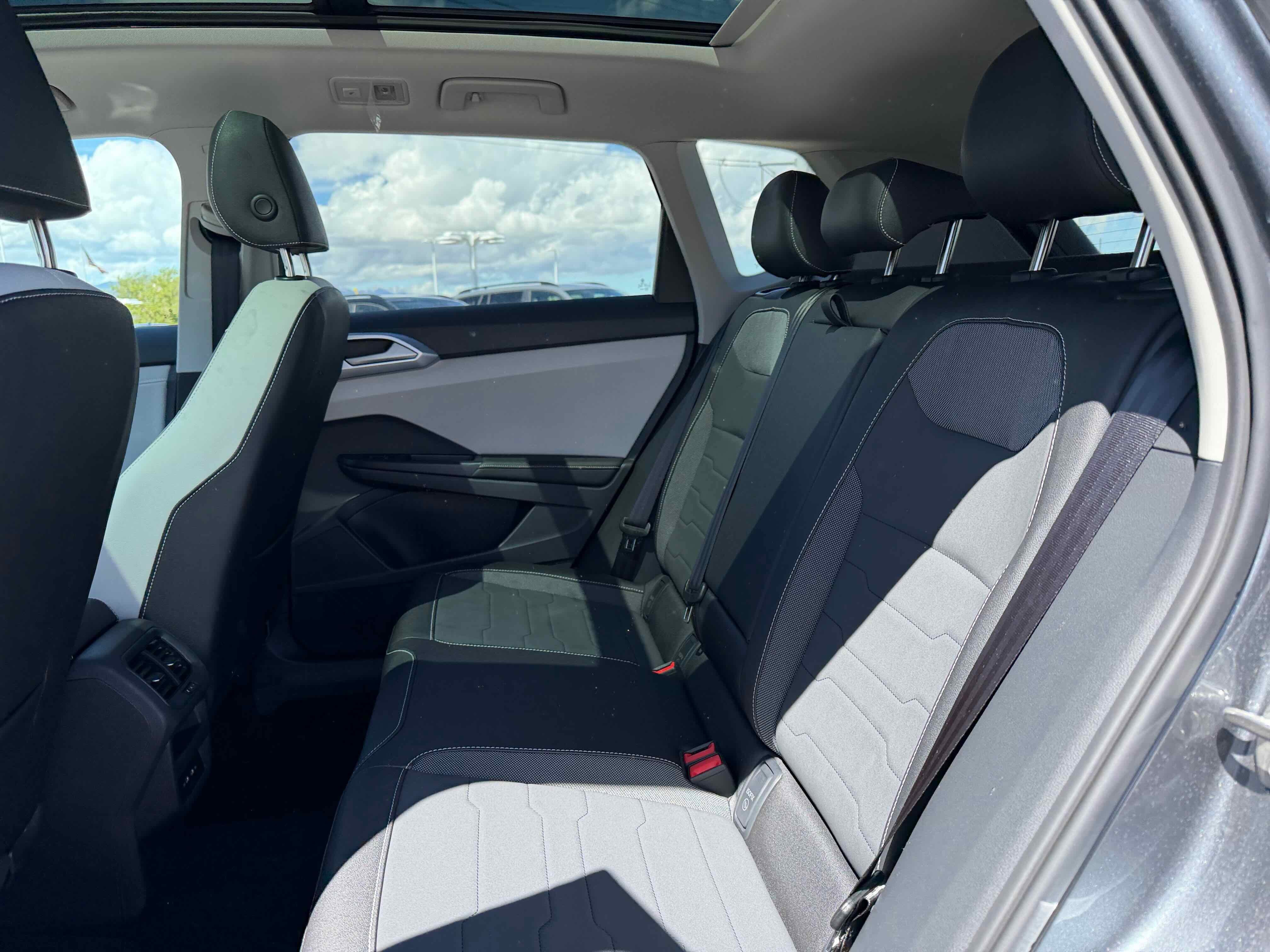 2026 Volkswagen Taos SE