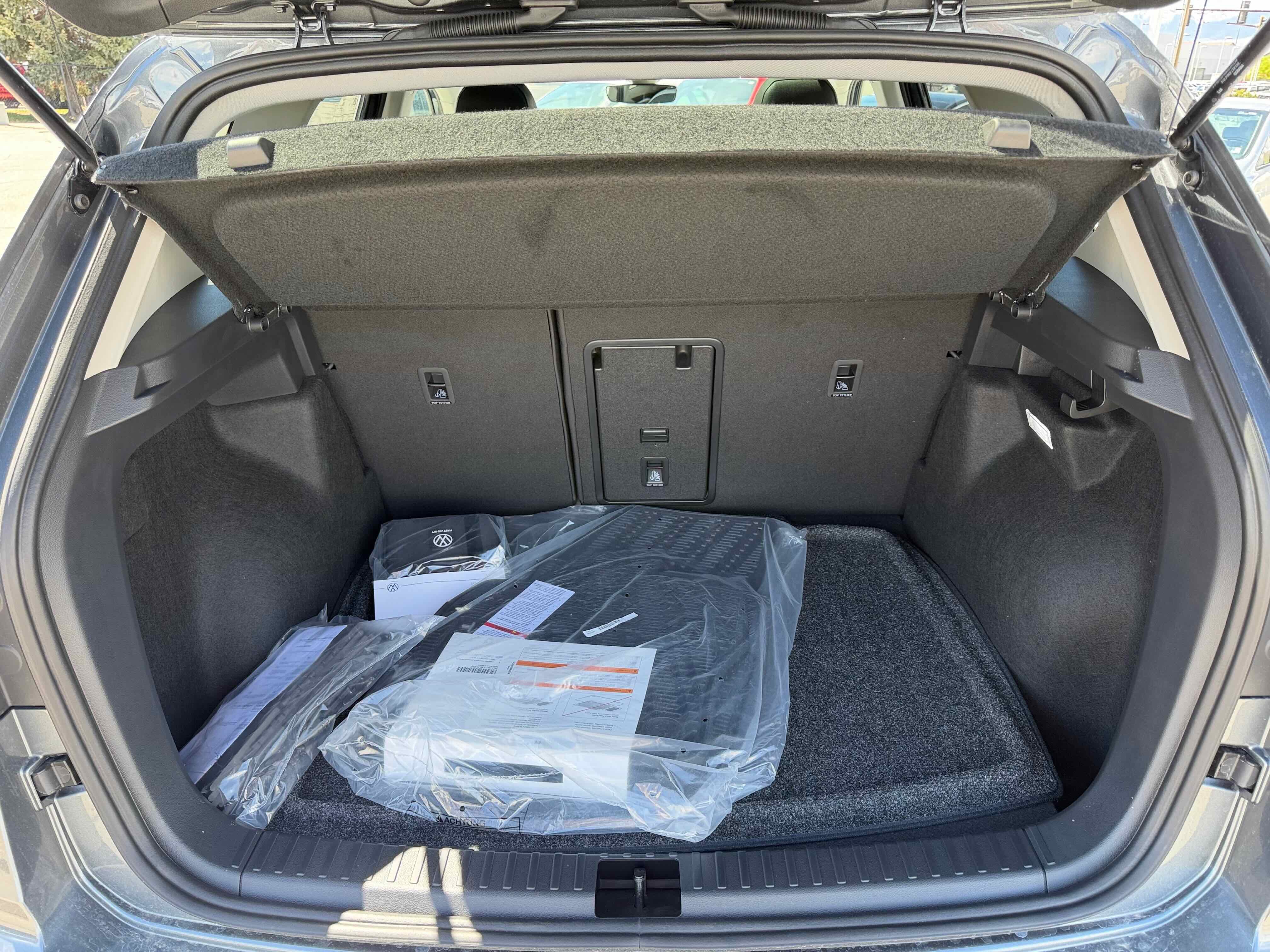 2026 Volkswagen Taos SE