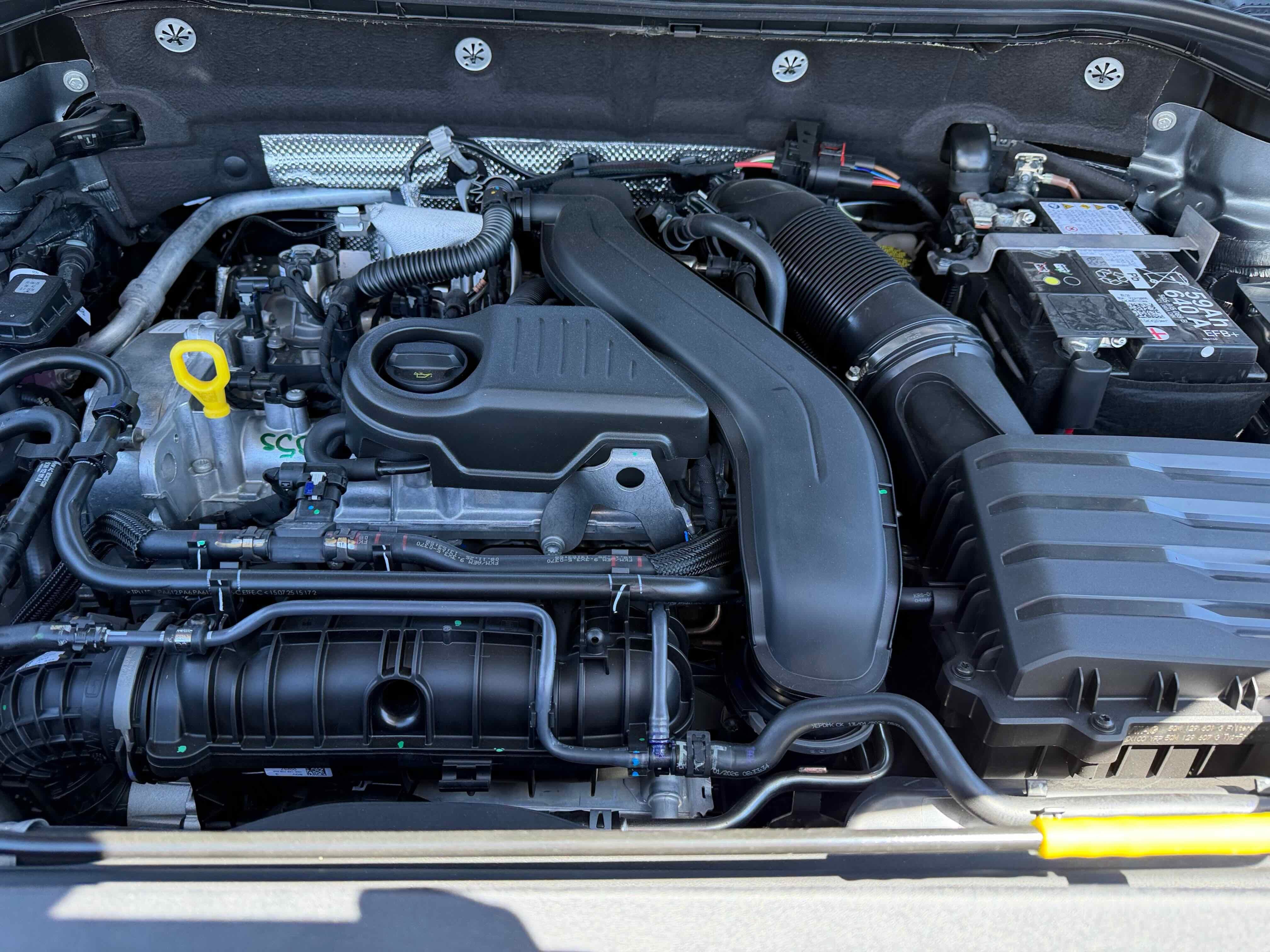 2026 Volkswagen Taos SE