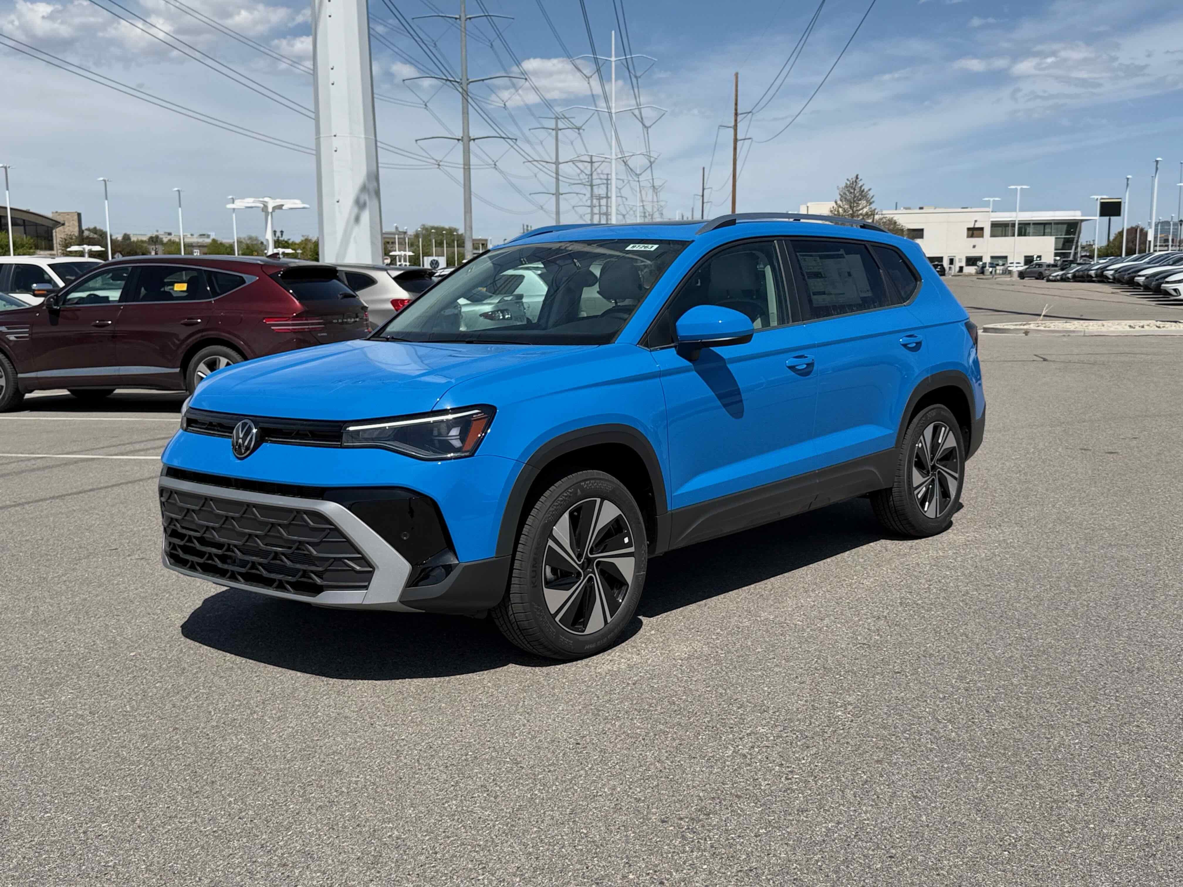 2026 Volkswagen Taos 1.5T SE 4Motion's photo