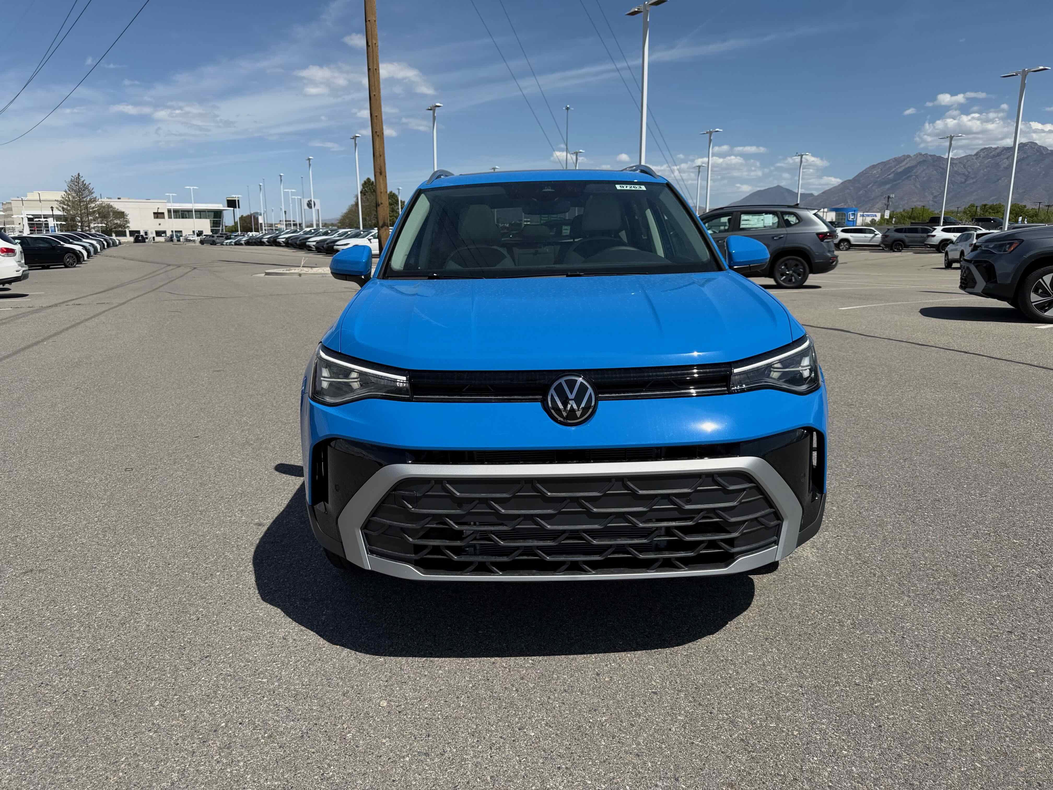 2026 Volkswagen Taos SE