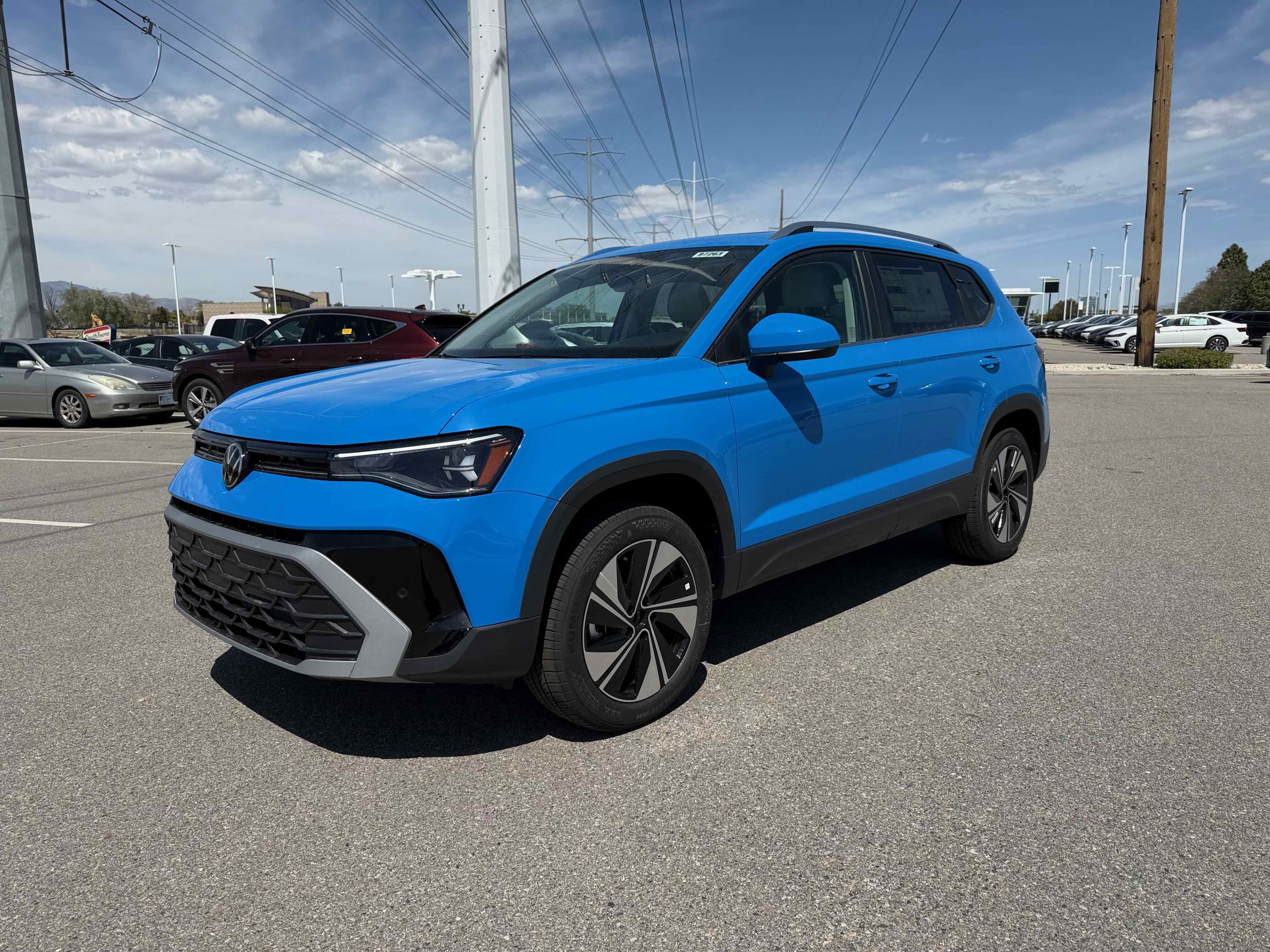 2026 Volkswagen Taos SE
