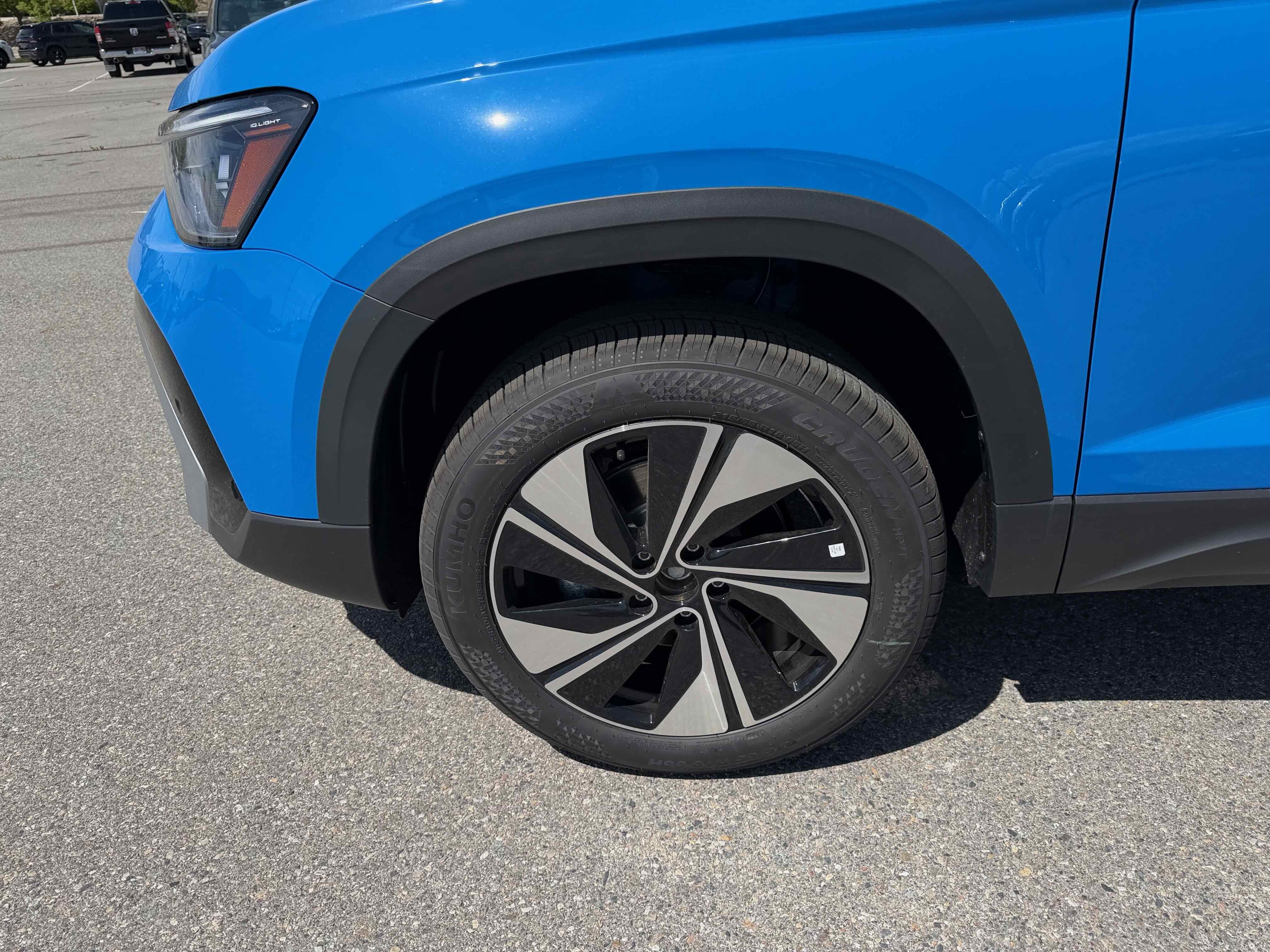 2026 Volkswagen Taos SE