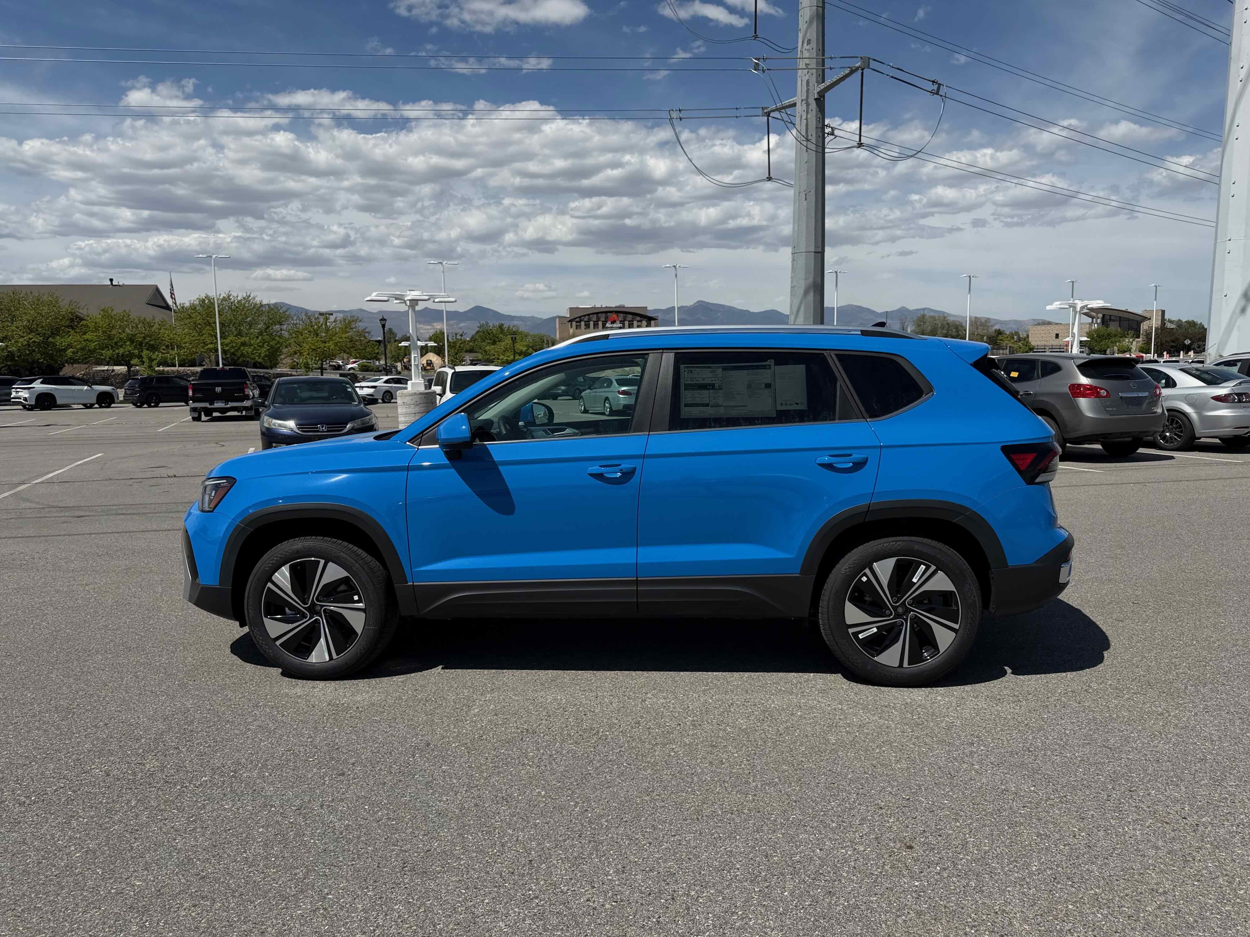 2026 Volkswagen Taos SE