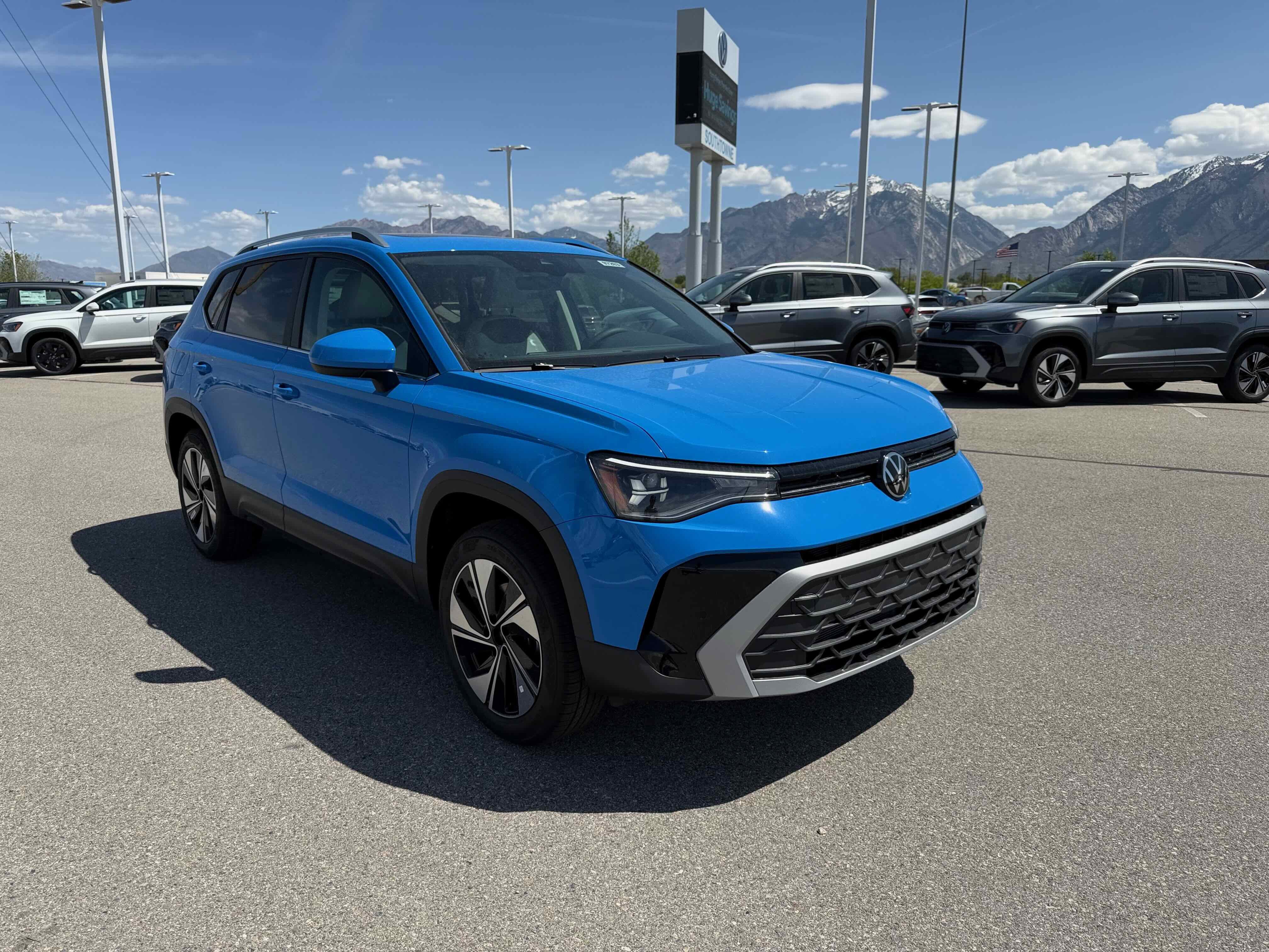 2026 Volkswagen Taos SE