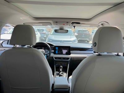 2025 Volkswagen Taos SE