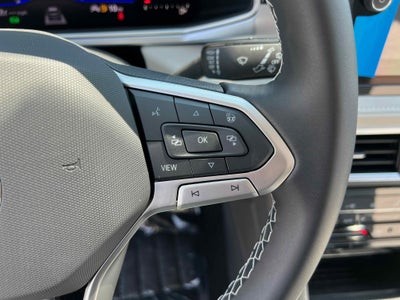 2025 Volkswagen Taos SE