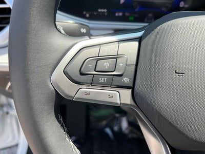 2025 Volkswagen Taos SE