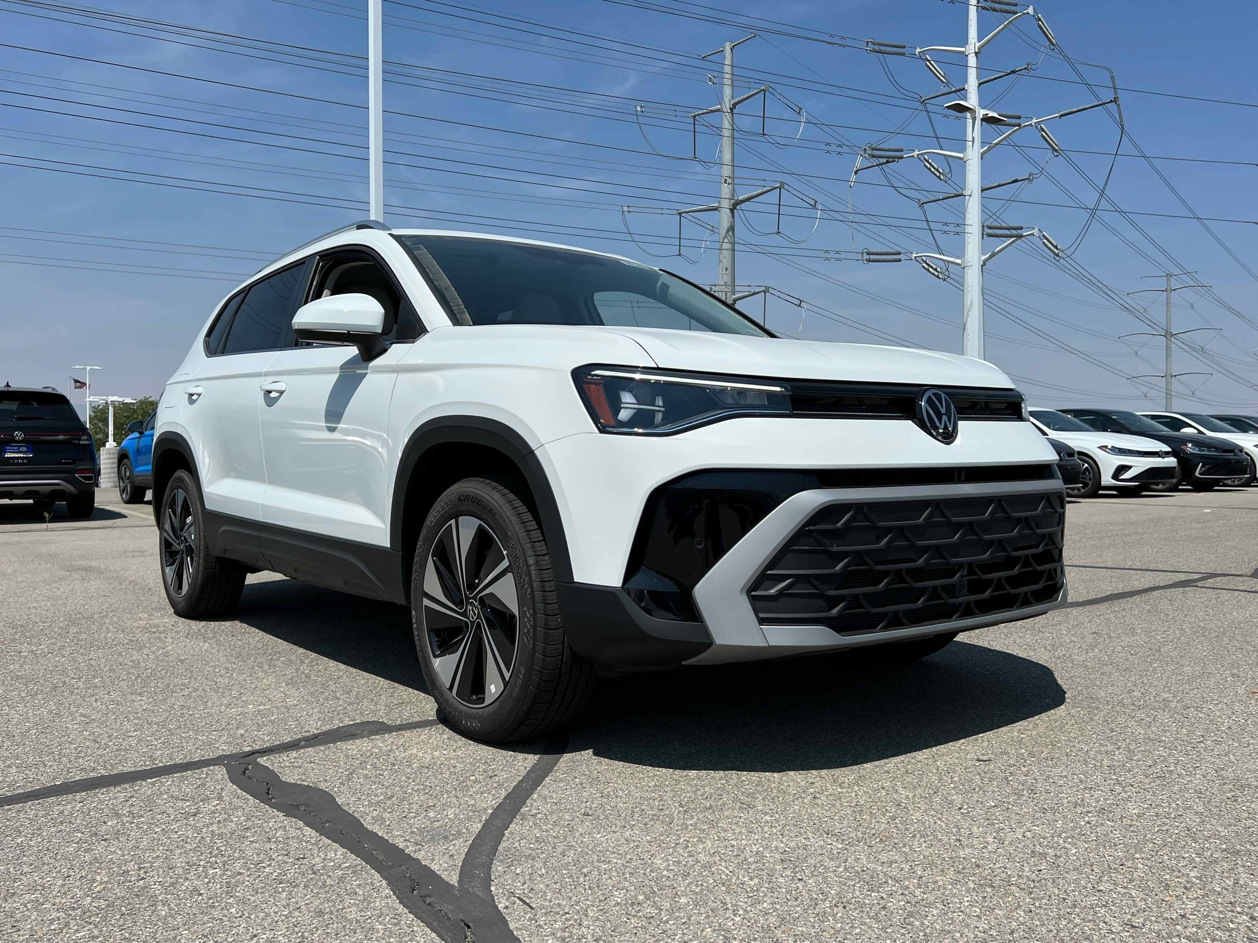 2025 Volkswagen Taos SE