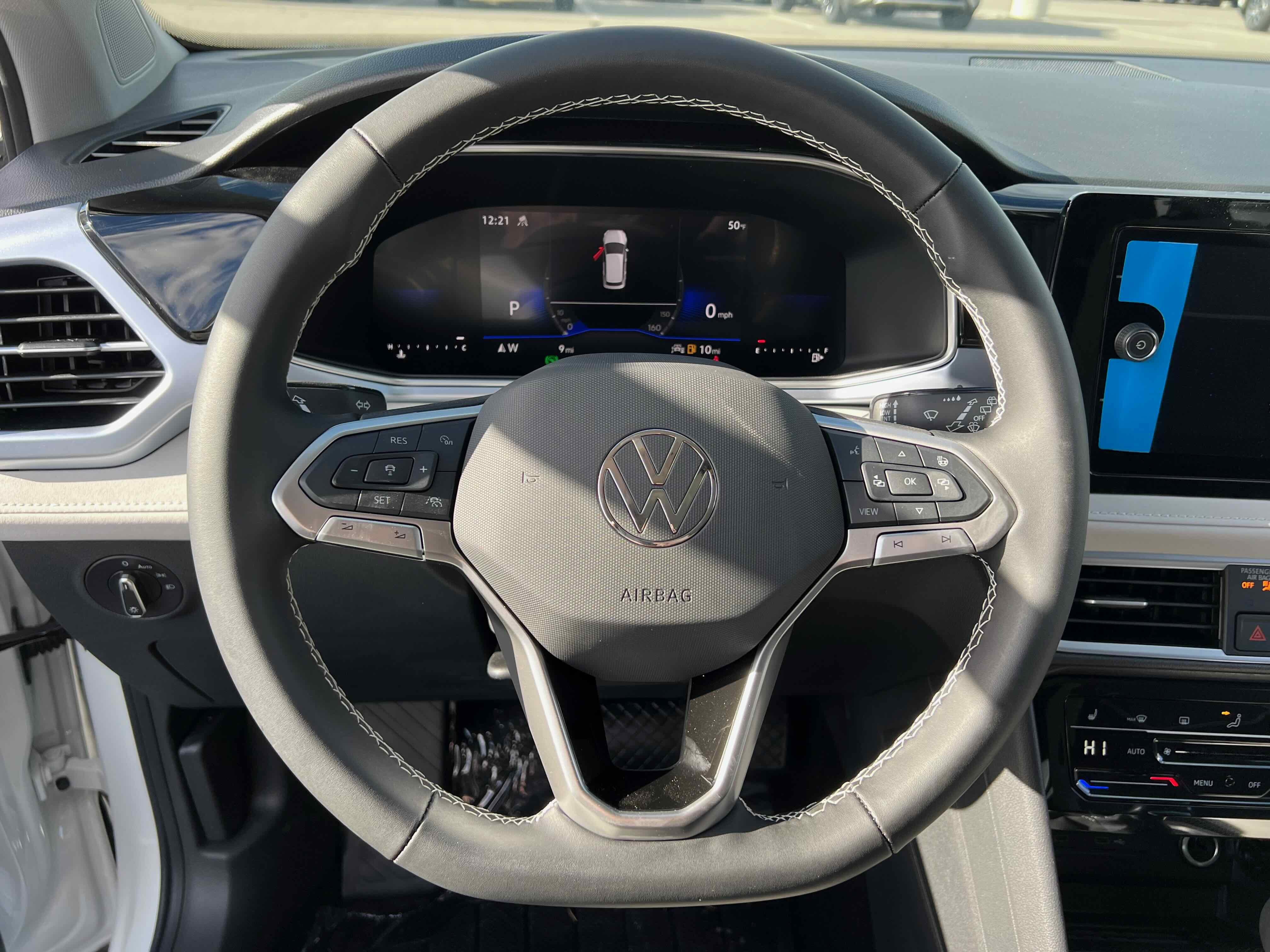 2026 Volkswagen Taos SE