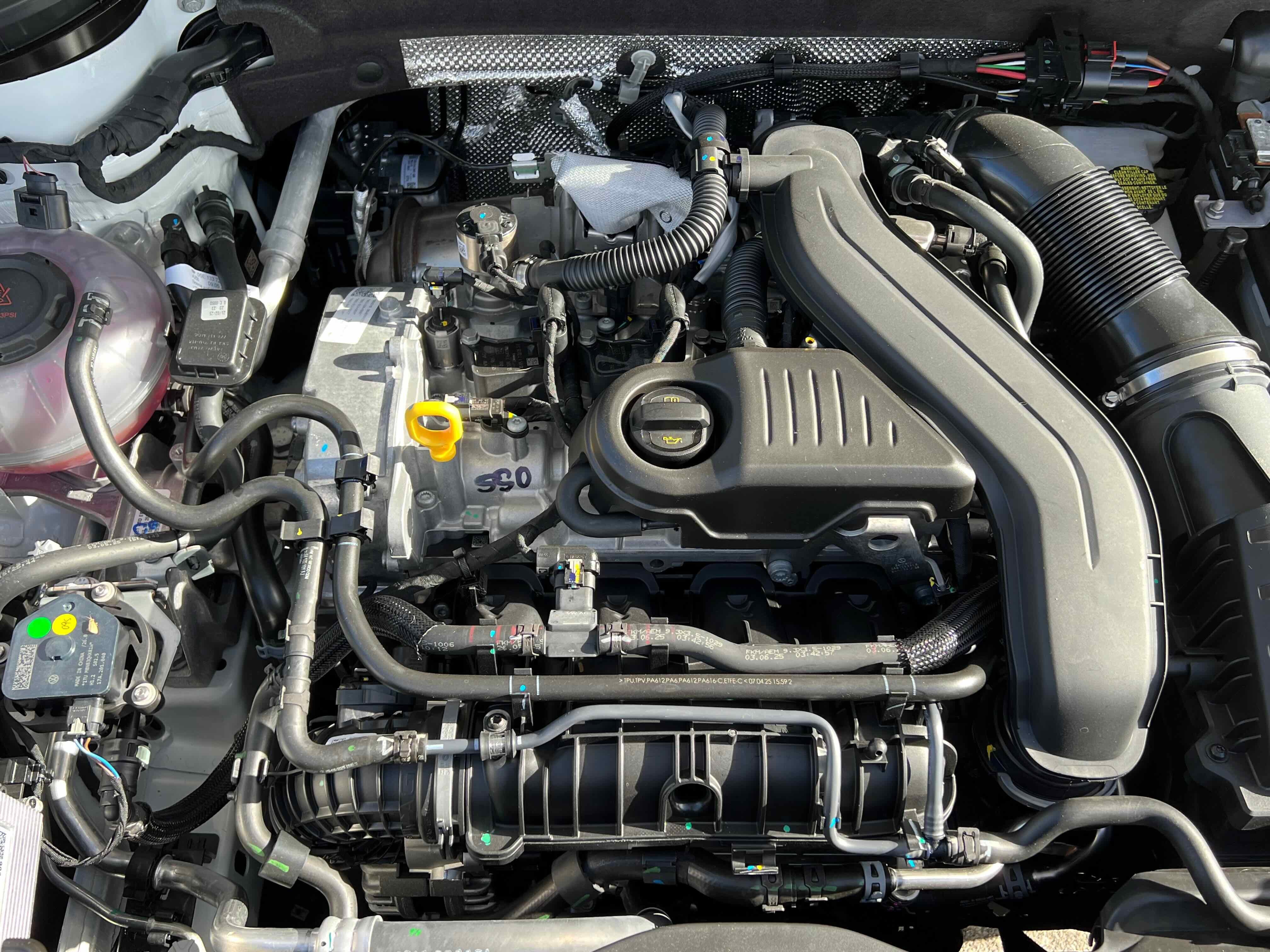 2026 Volkswagen Taos SE