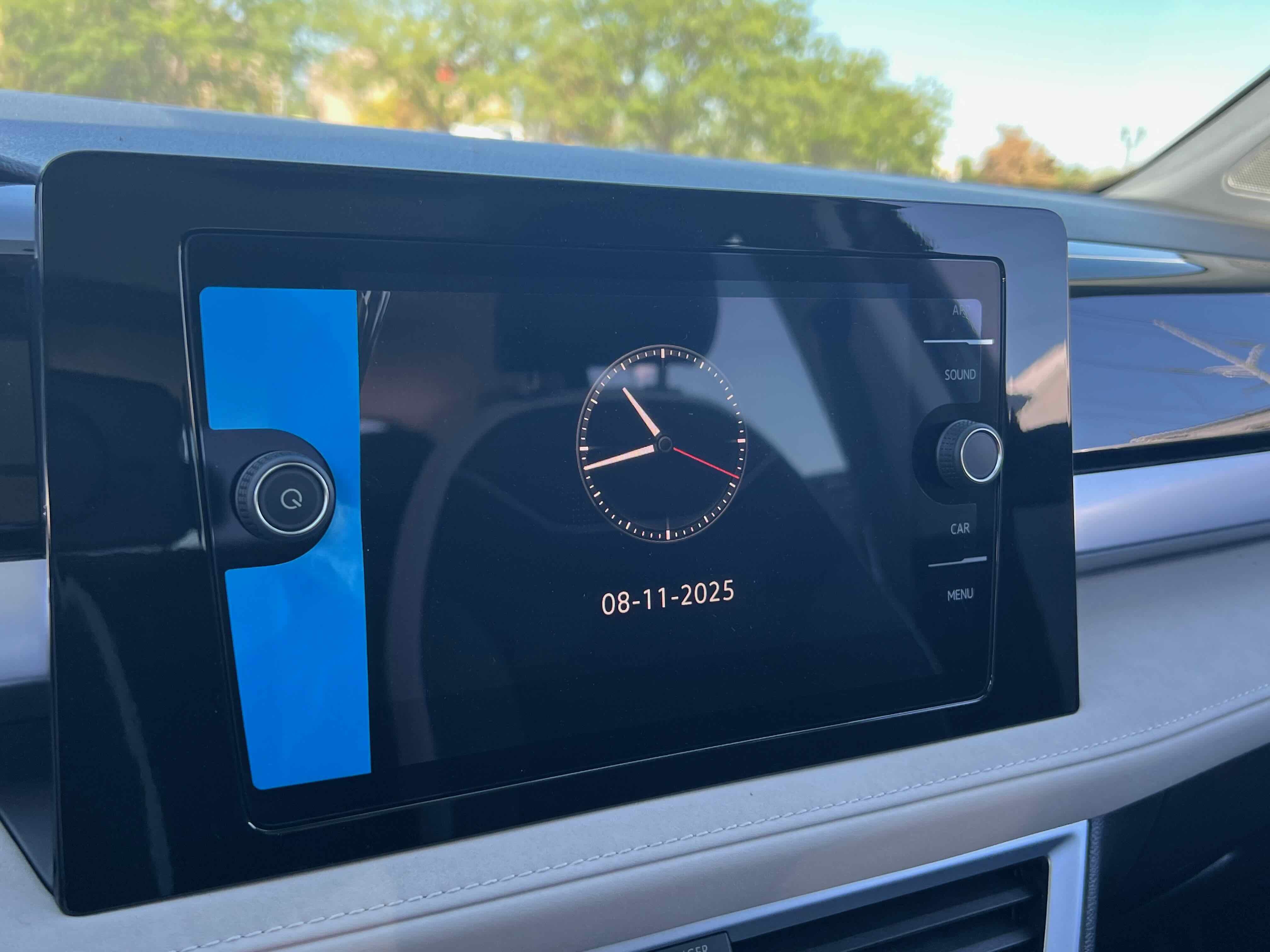 2025 Volkswagen Taos SE