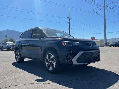 2025 Volkswagen Taos SE