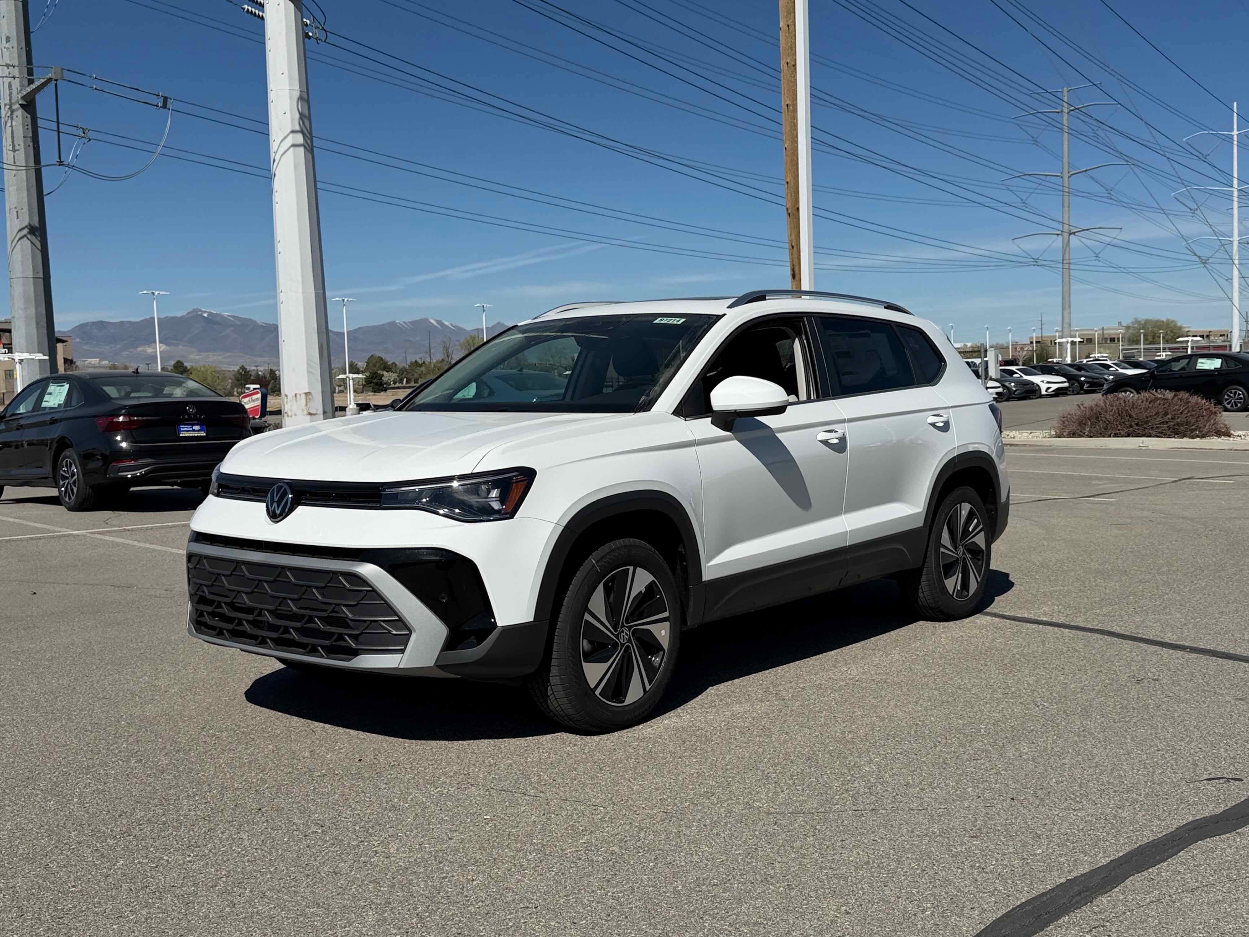2026 Volkswagen Taos SE