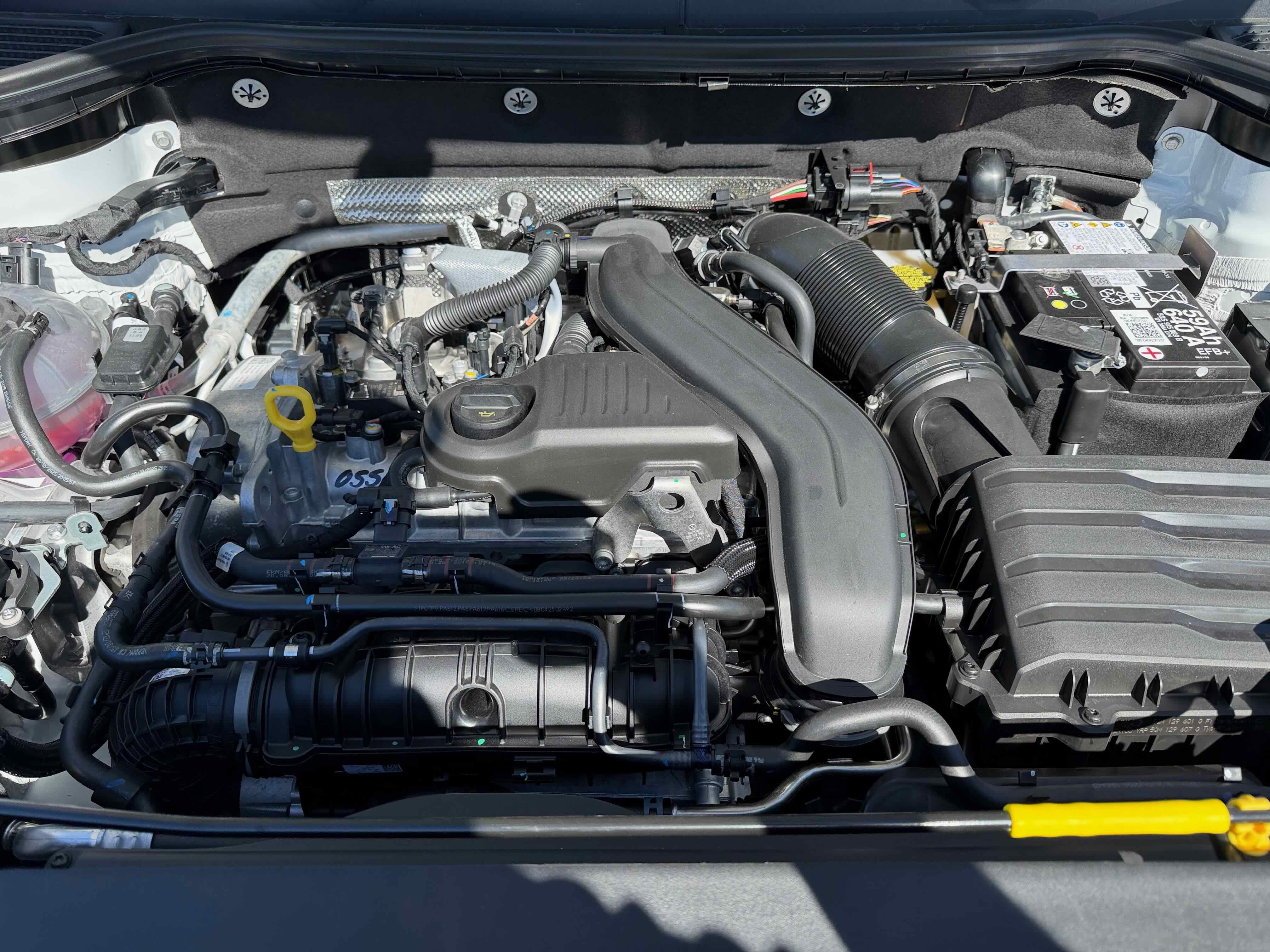 2026 Volkswagen Taos SE