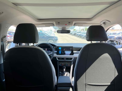 2025 Volkswagen Taos SE